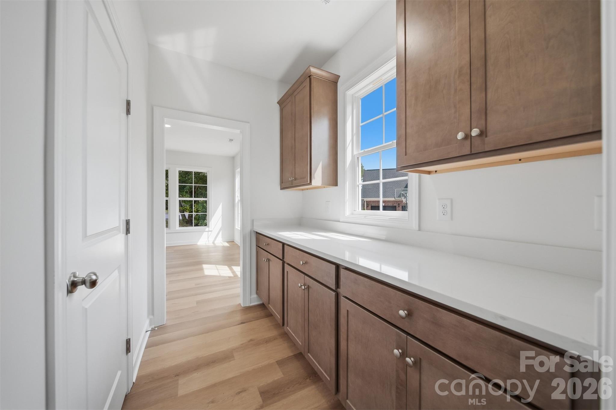 1147 10th Street Lane NW — Hickory