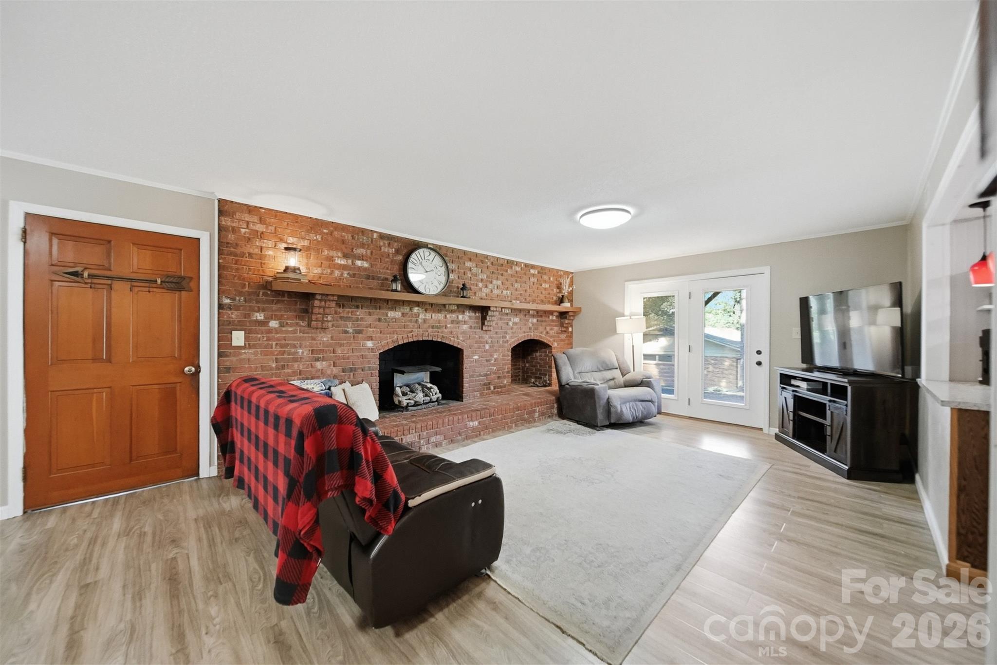 138 Whispering Pines Drive — Hudson