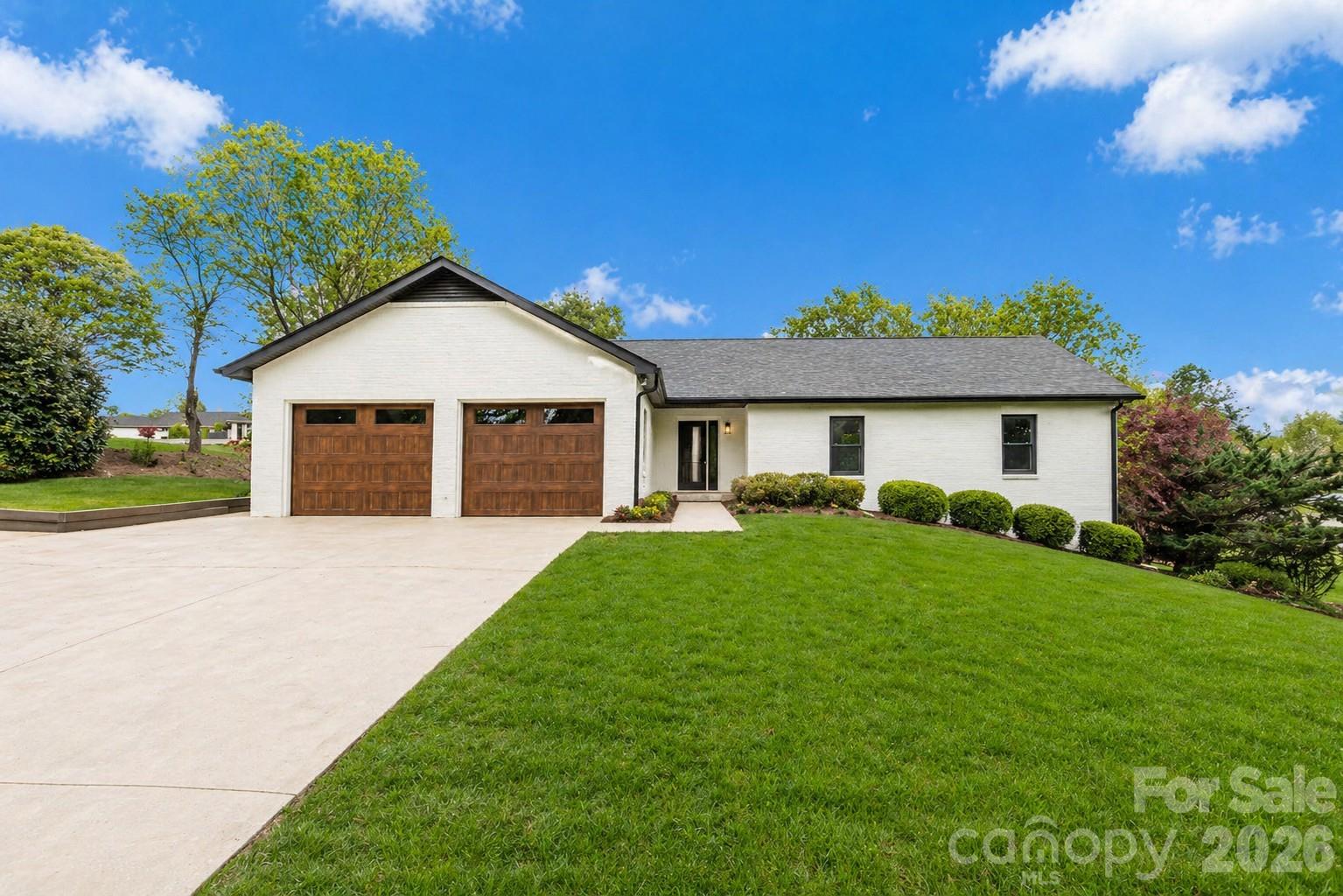 3730 Club House Drive NE — Conover