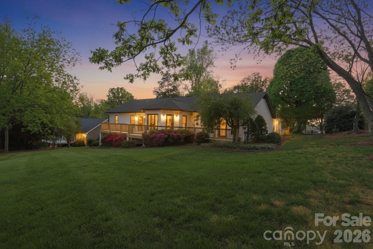 3730 Club House Drive NE — Conover
