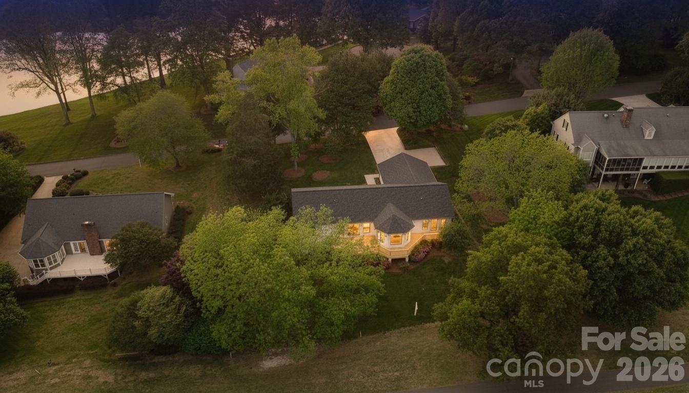 3730 Club House Drive NE — Conover