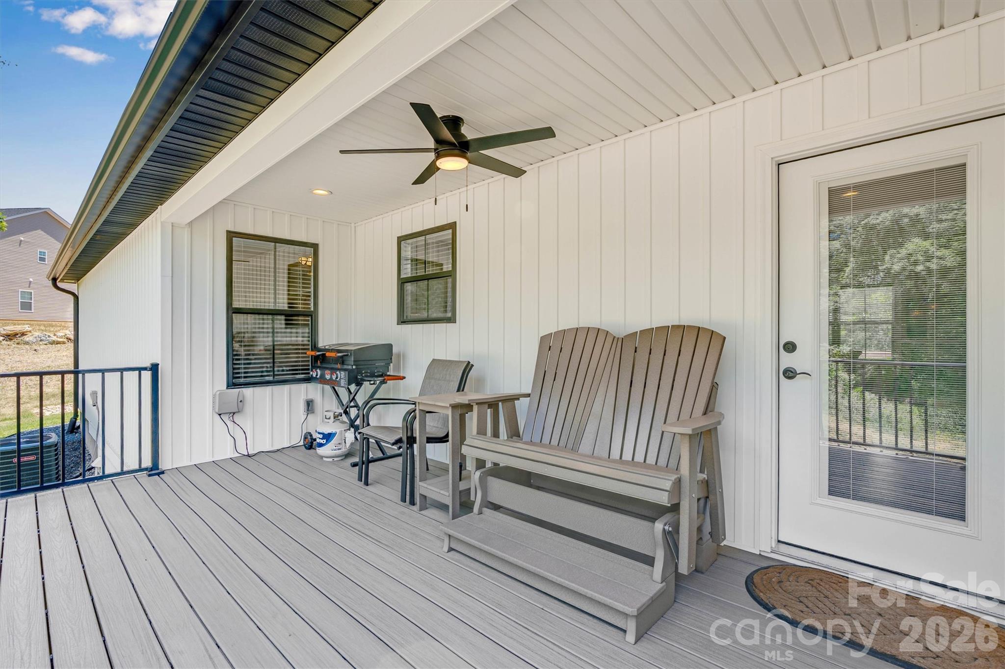 1203 Summerhill Street SW — Lenoir