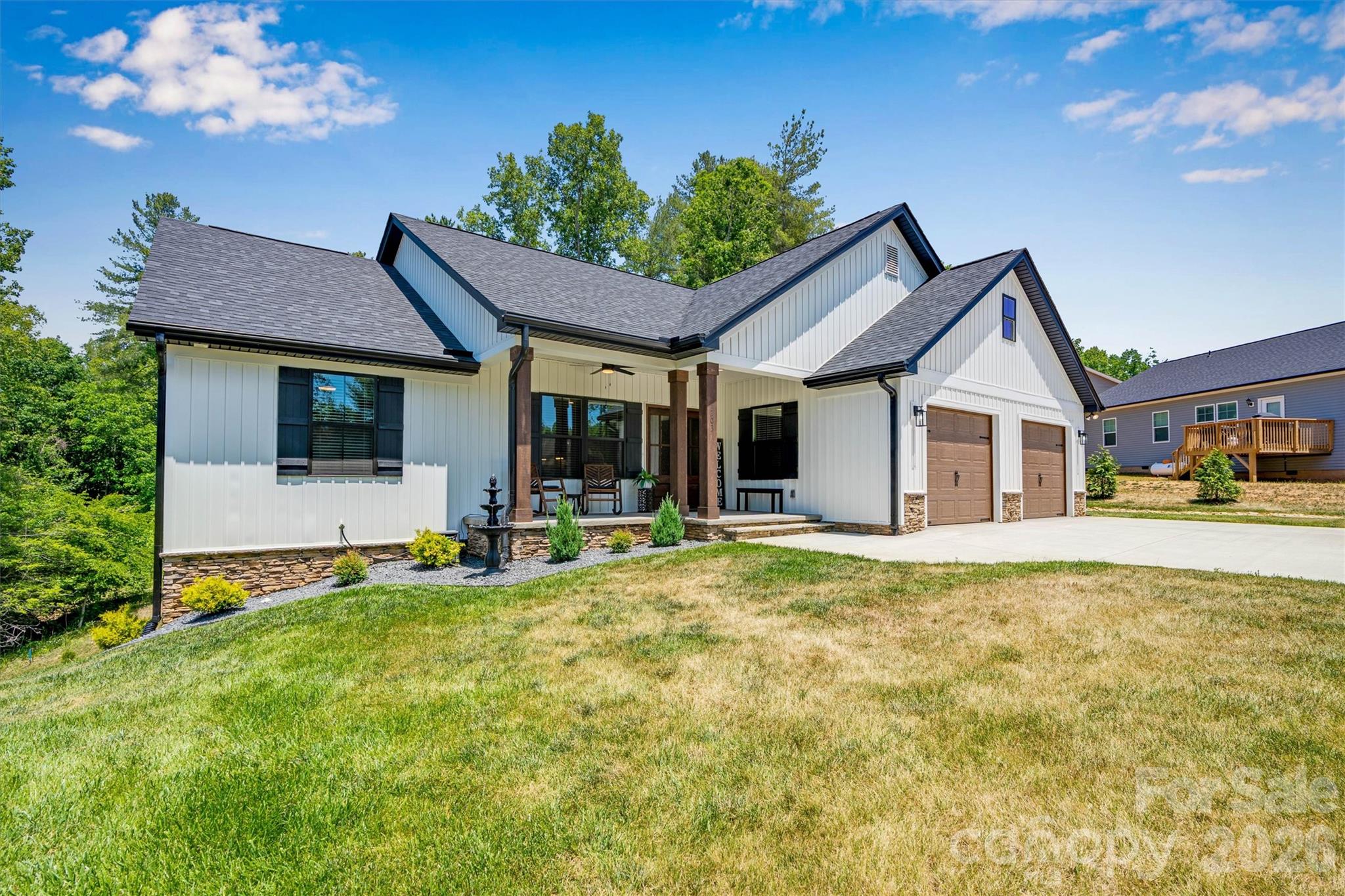 1203 Summerhill Street SW — Lenoir