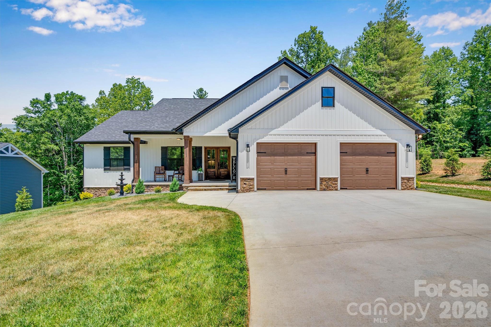 1203 Summerhill Street SW — Lenoir