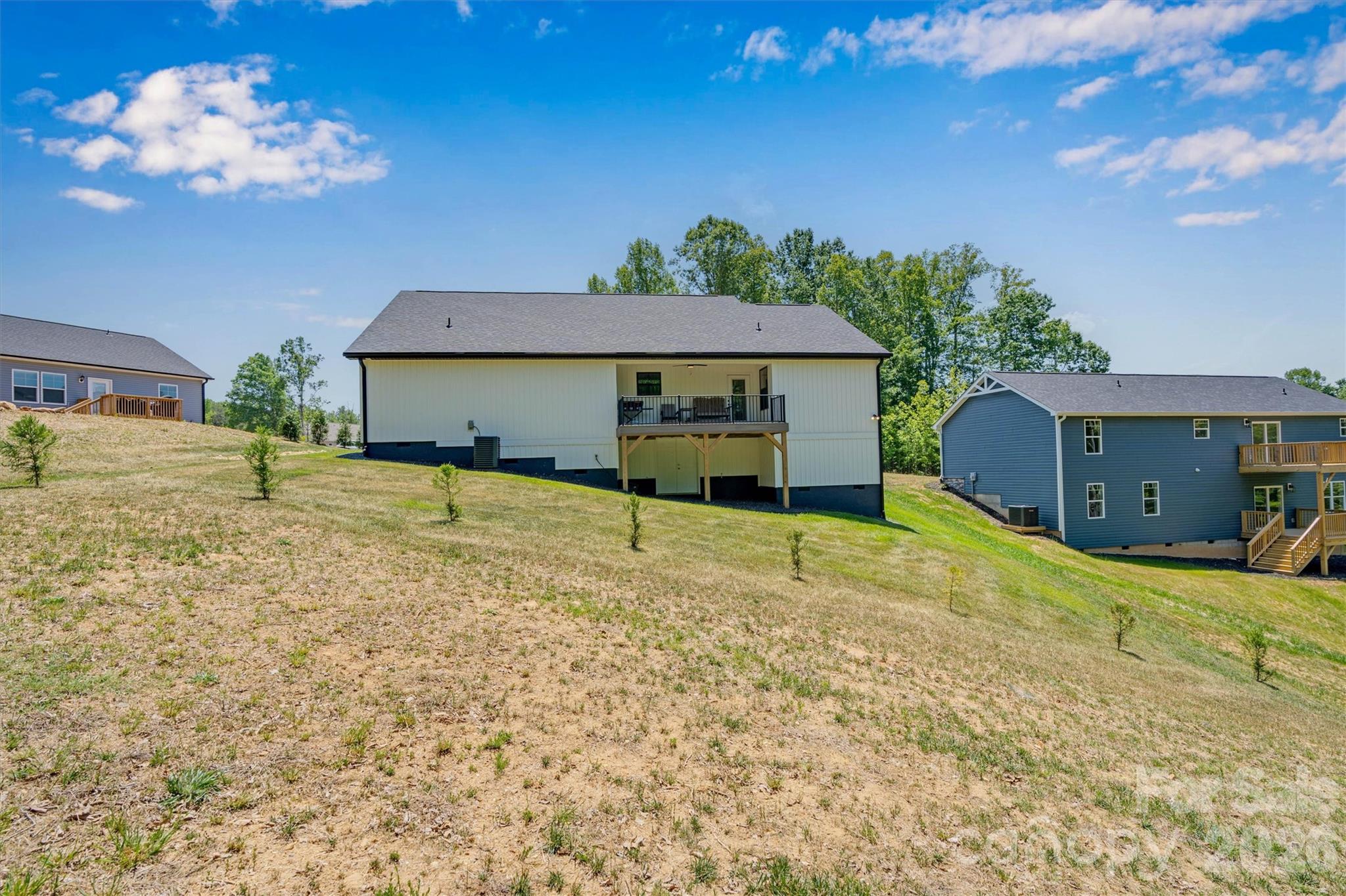 1203 Summerhill Street SW — Lenoir