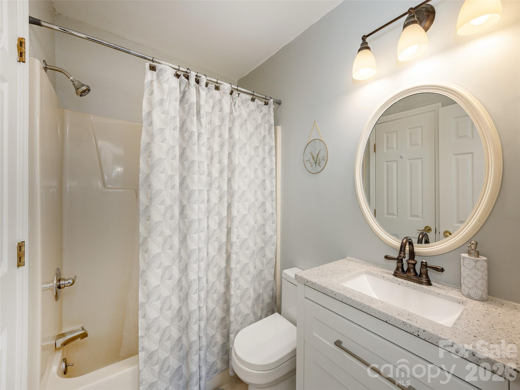 1305 Abbey Circle — Asheville