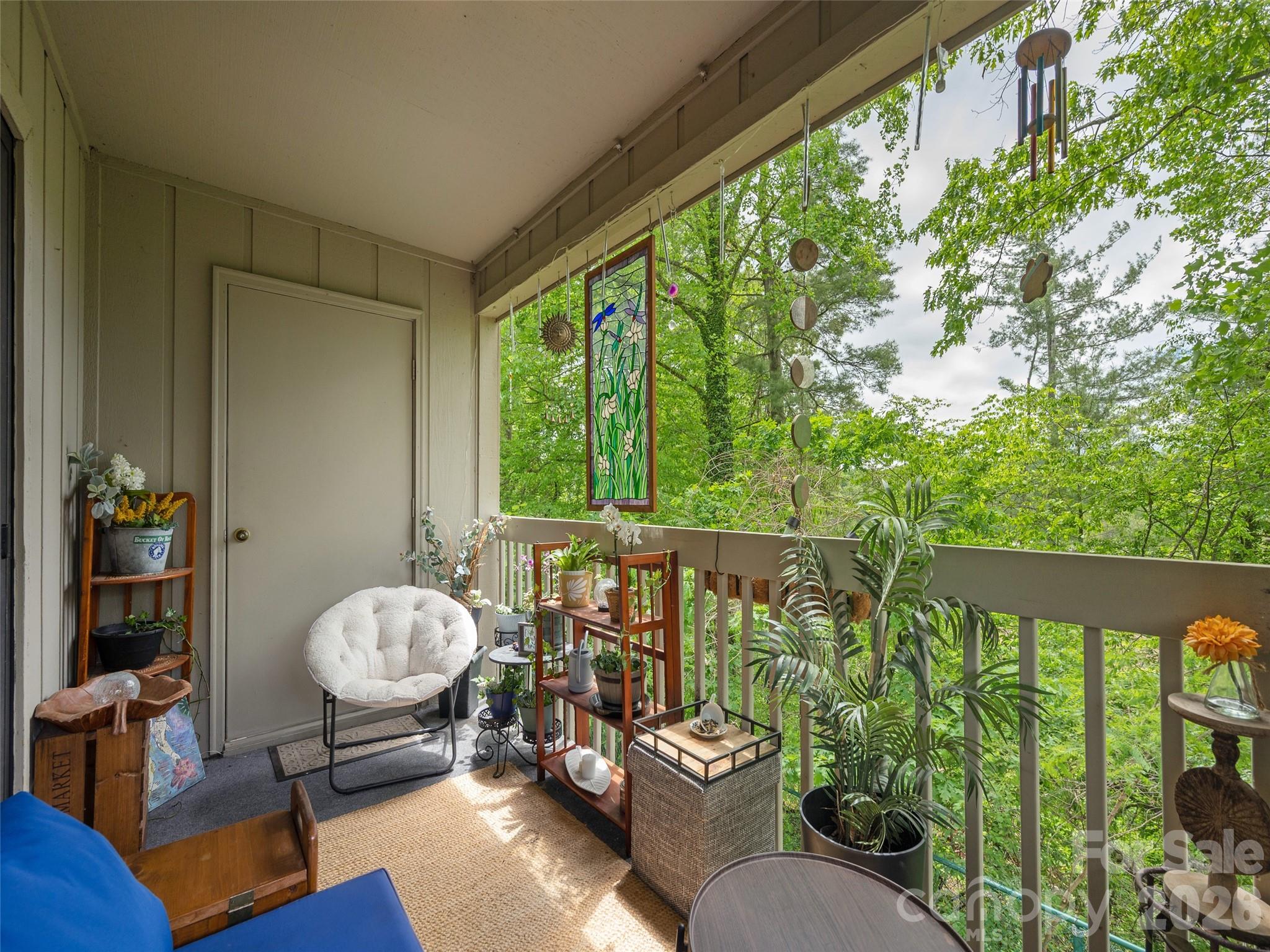 1305 Abbey Circle — Asheville