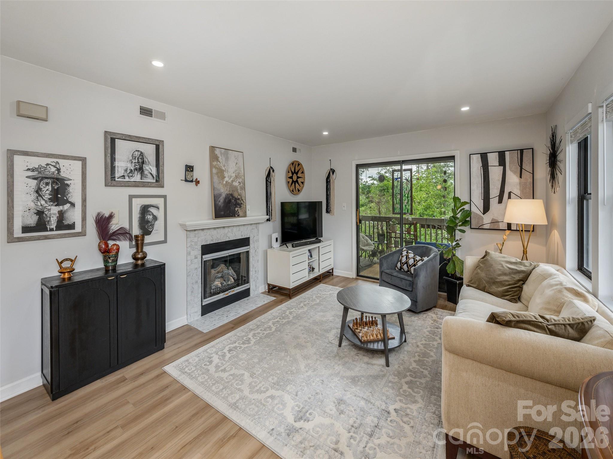1305 Abbey Circle — Asheville