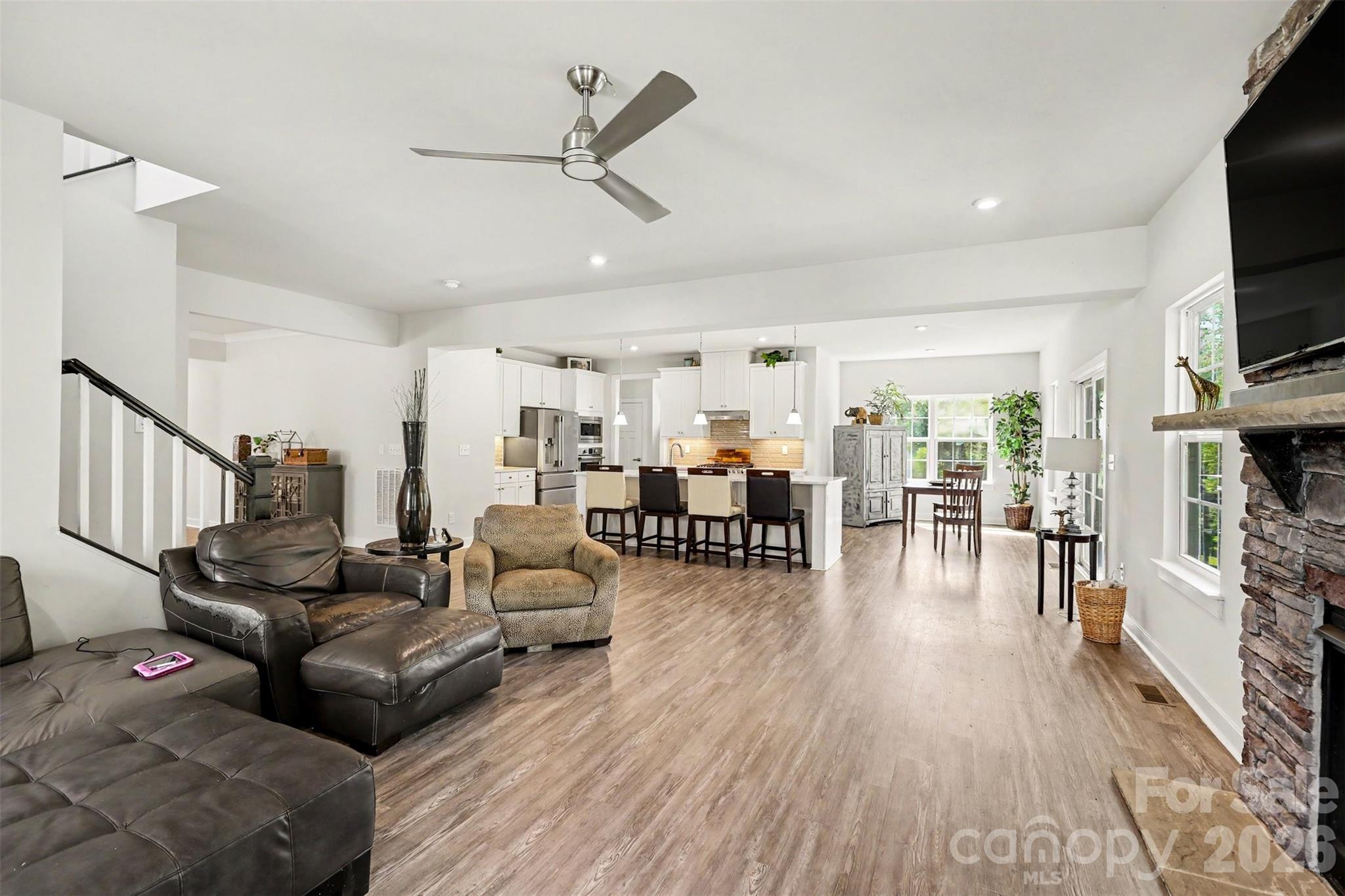 14312 Sunnyhill Grove Road — Davidson