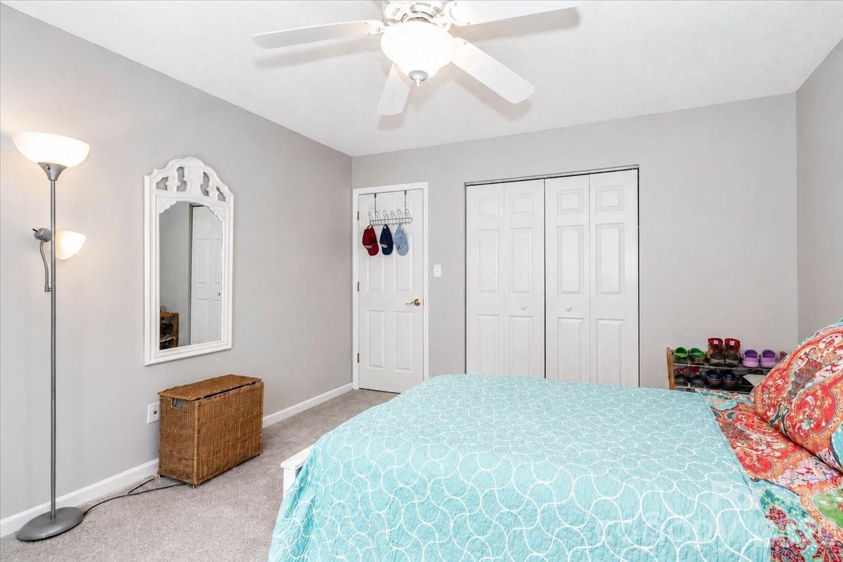 6803 Lowesville Lane — Stanley