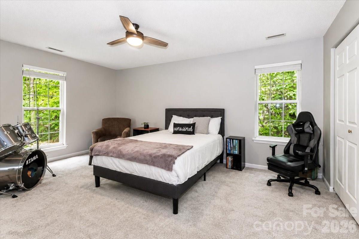 6803 Lowesville Lane — Stanley