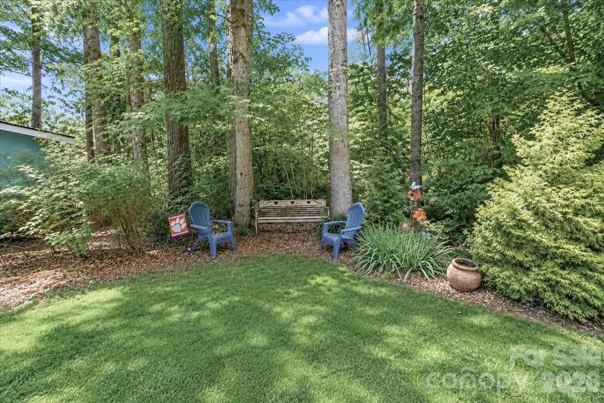6803 Lowesville Lane — Stanley