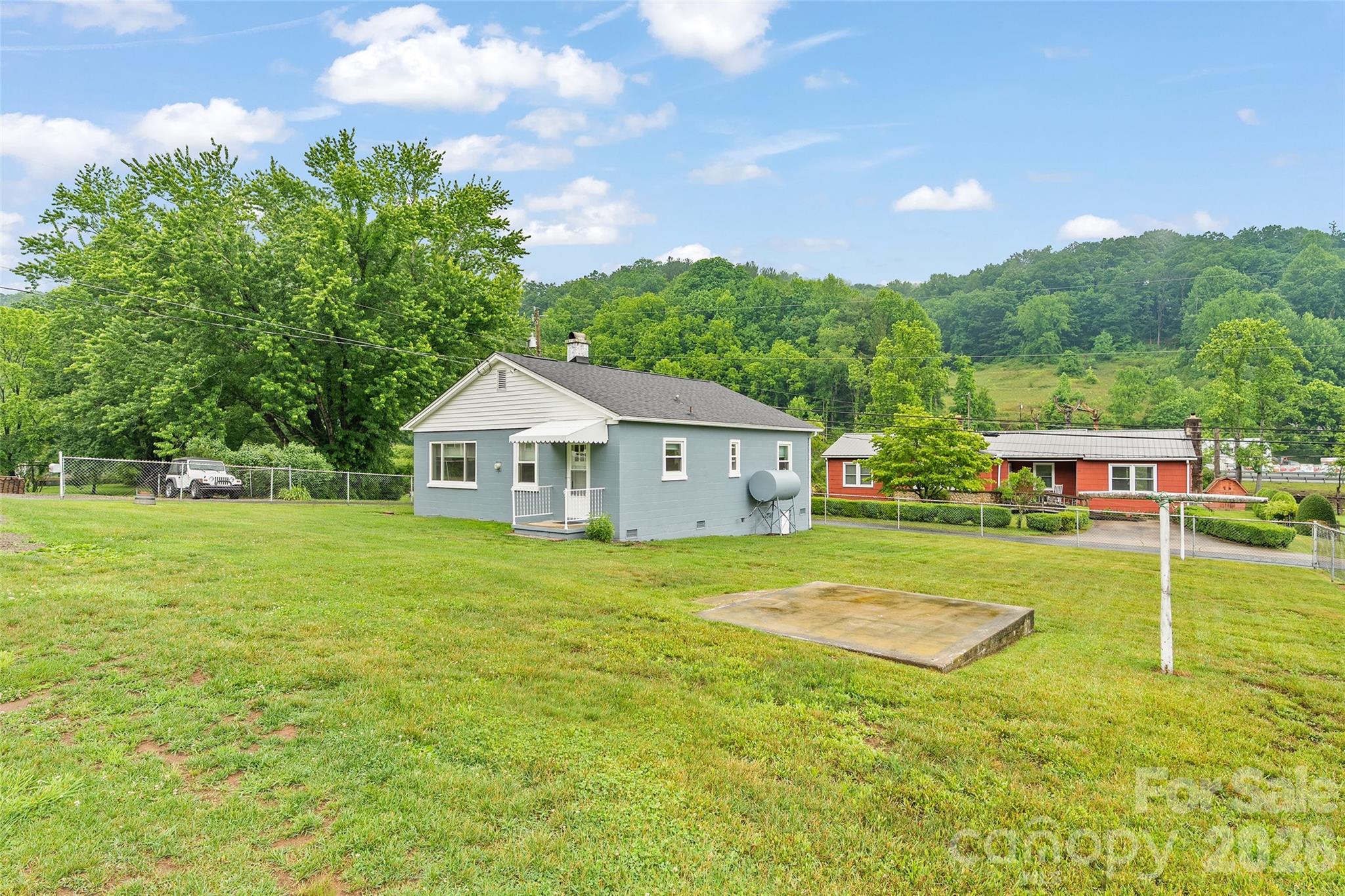34 Stephens Road — Waynesville
