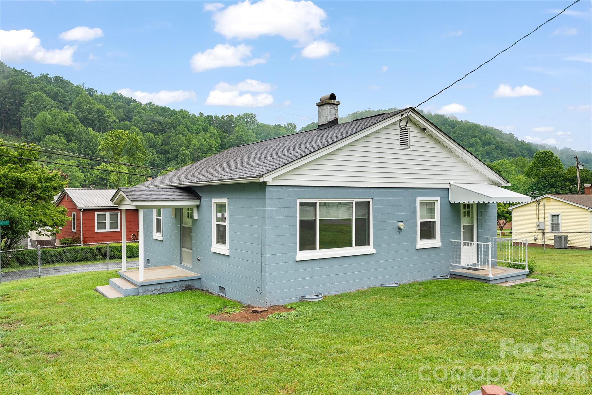 34 Stephens Road — Waynesville