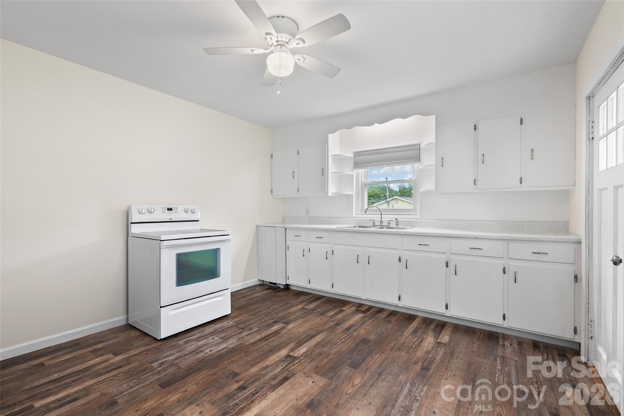 34 Stephens Road — Waynesville