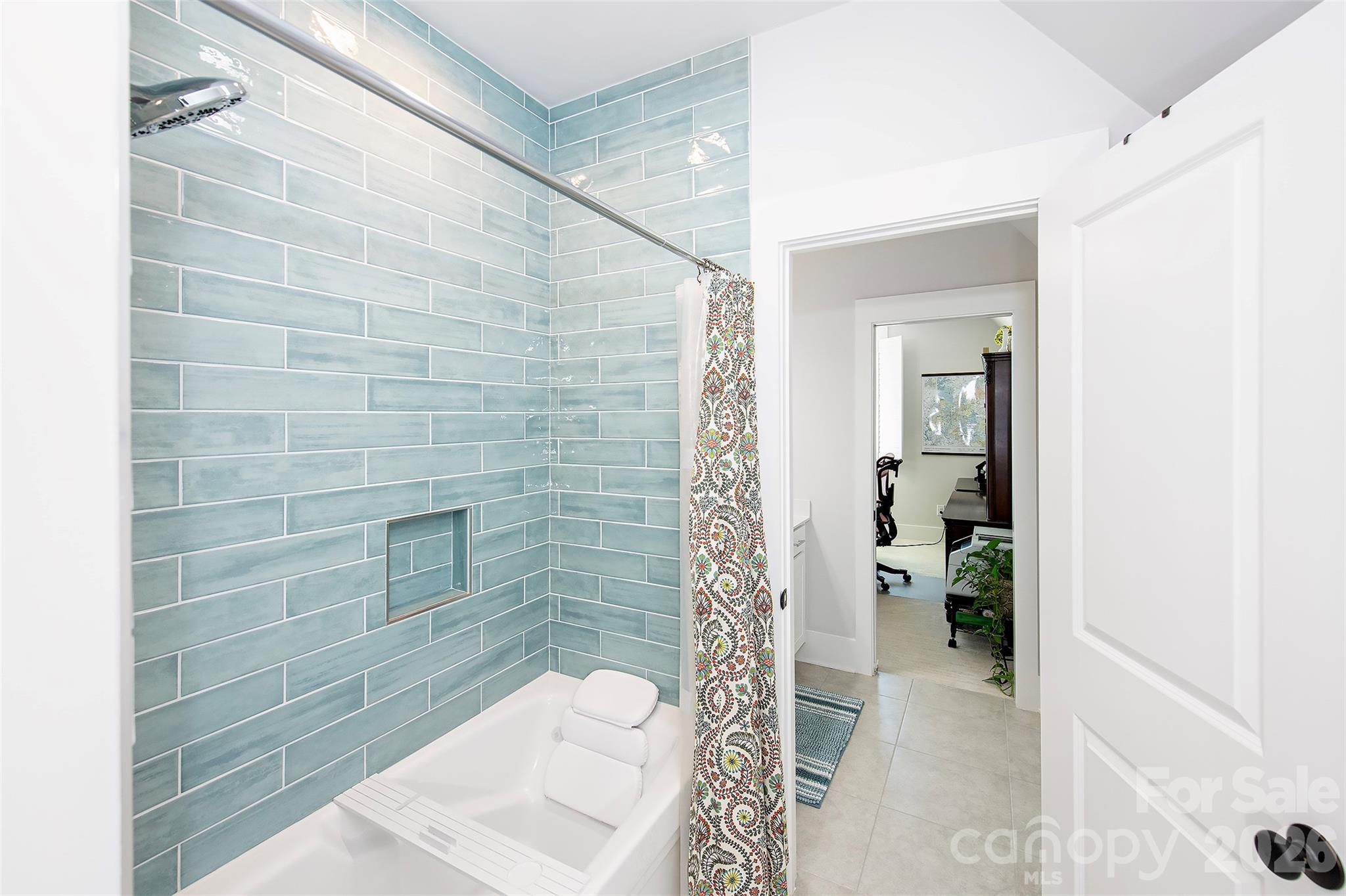2080 Garden Terrace Circle — Marvin