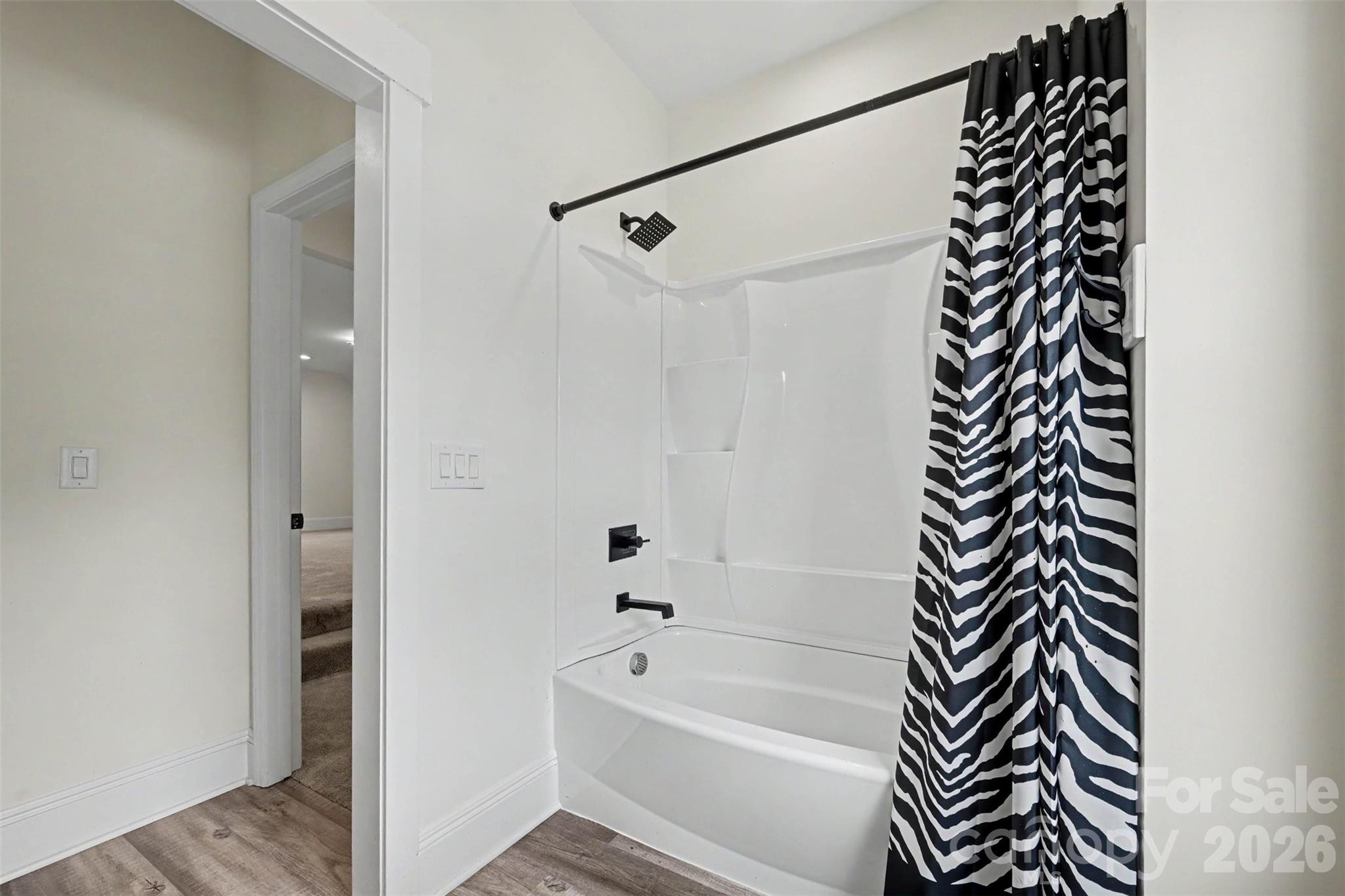 31 Ridgecrest Avenue — Peachland