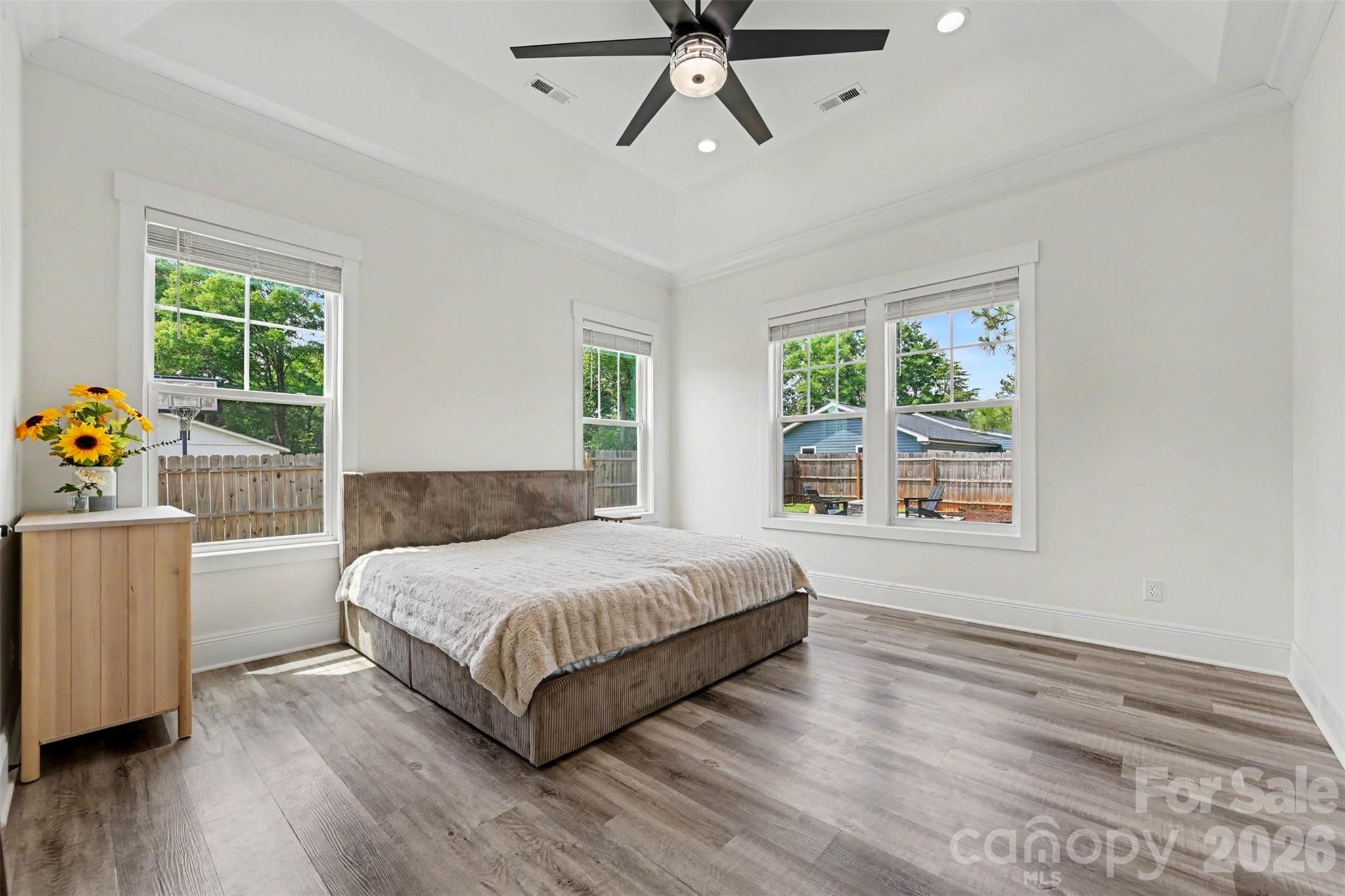 31 Ridgecrest Avenue — Peachland