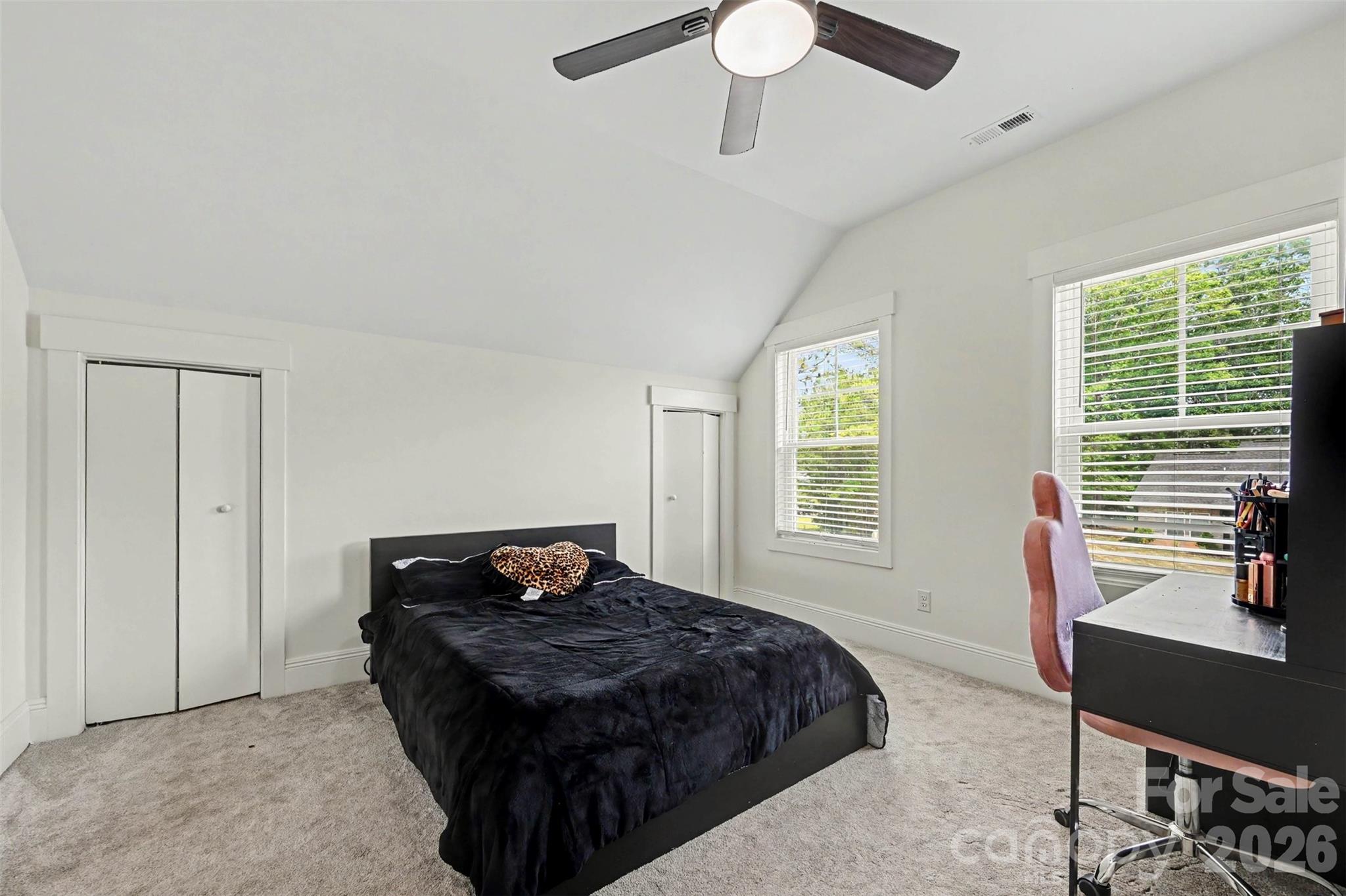 31 Ridgecrest Avenue — Peachland