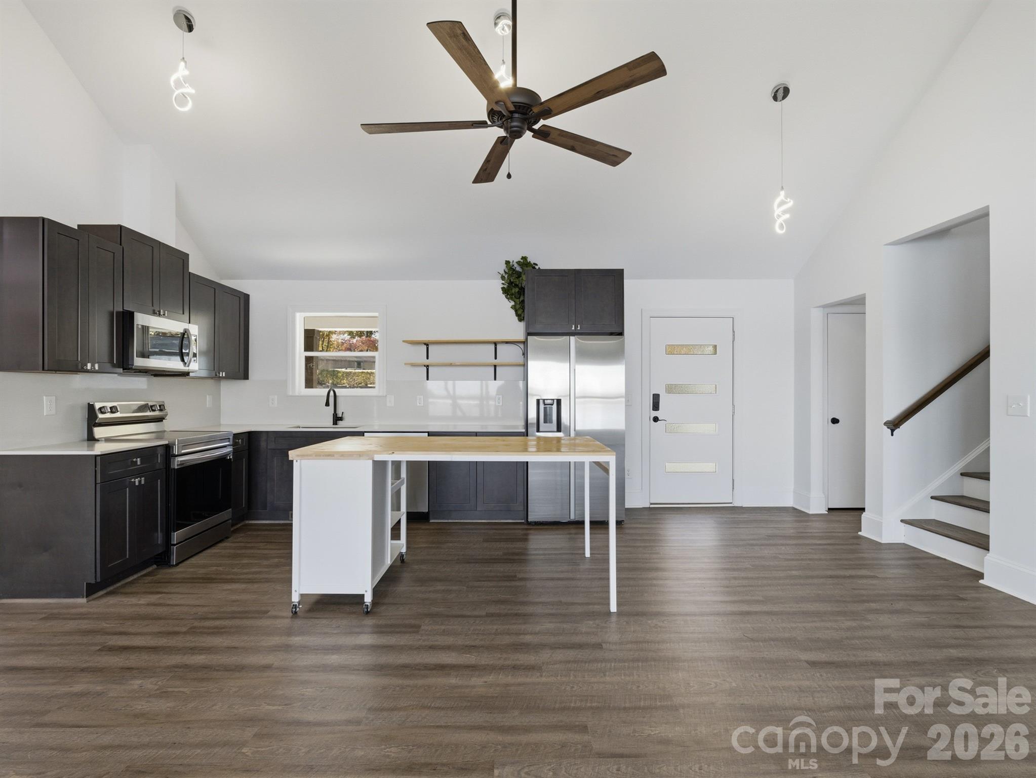 9115 Clement Circle — Terrell