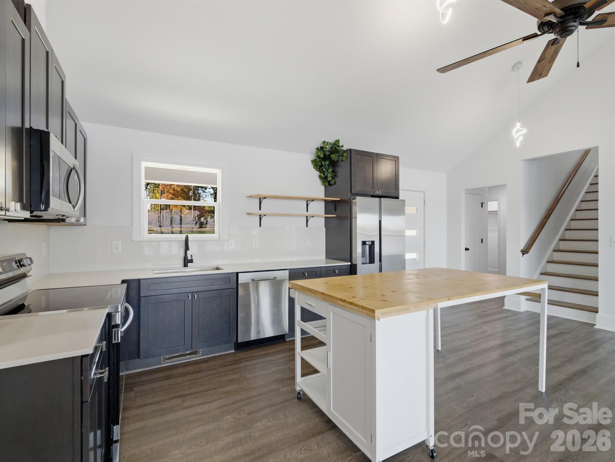 9115 Clement Circle — Terrell