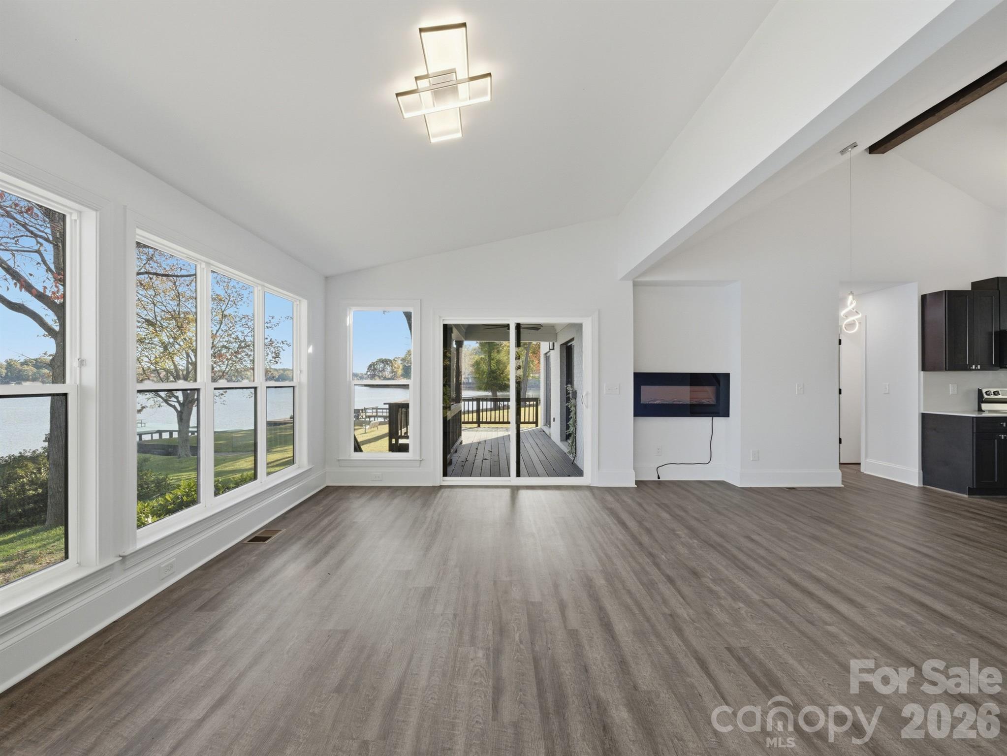 9115 Clement Circle — Terrell