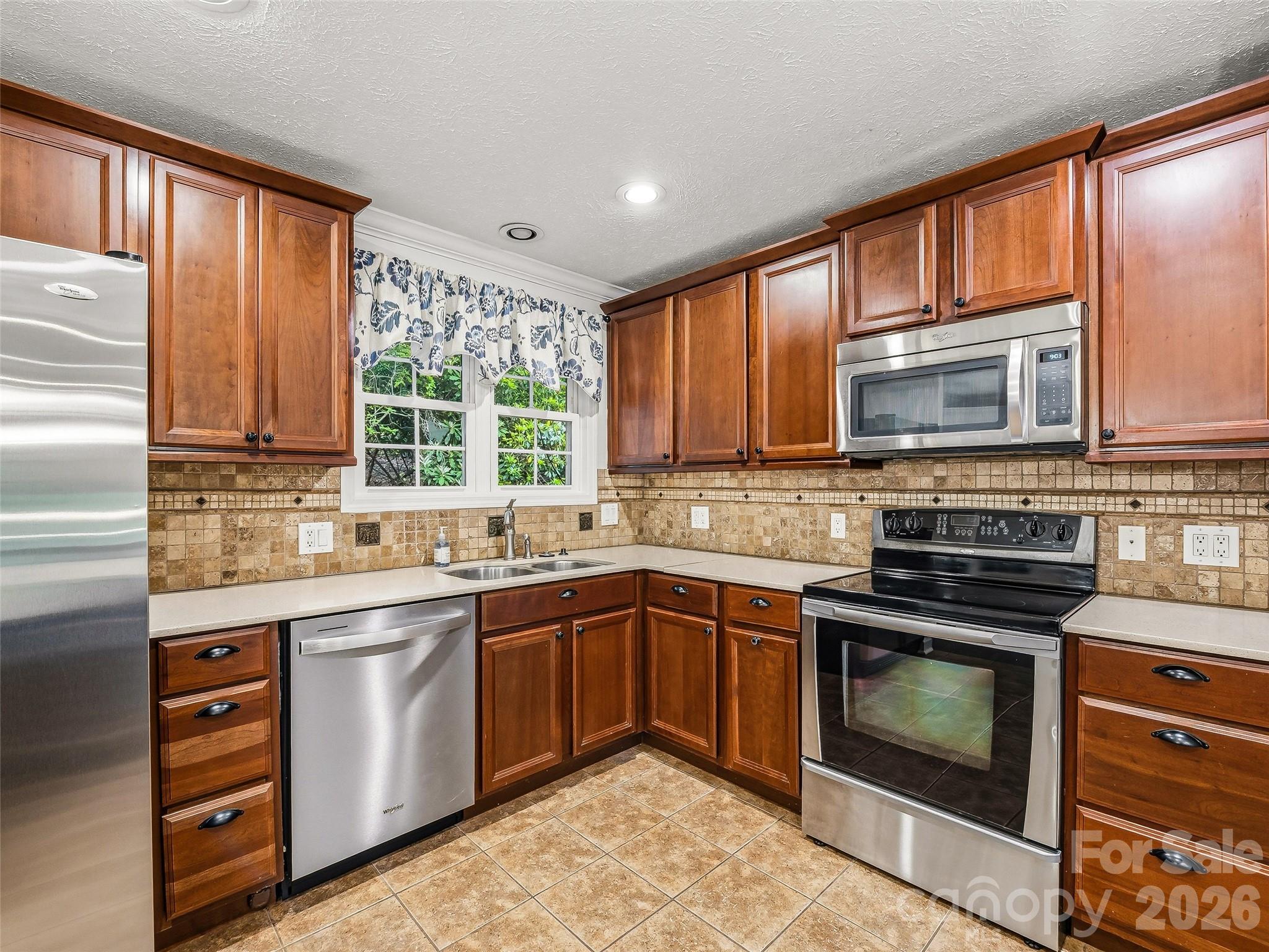 2388 Hebron Road — Hendersonville