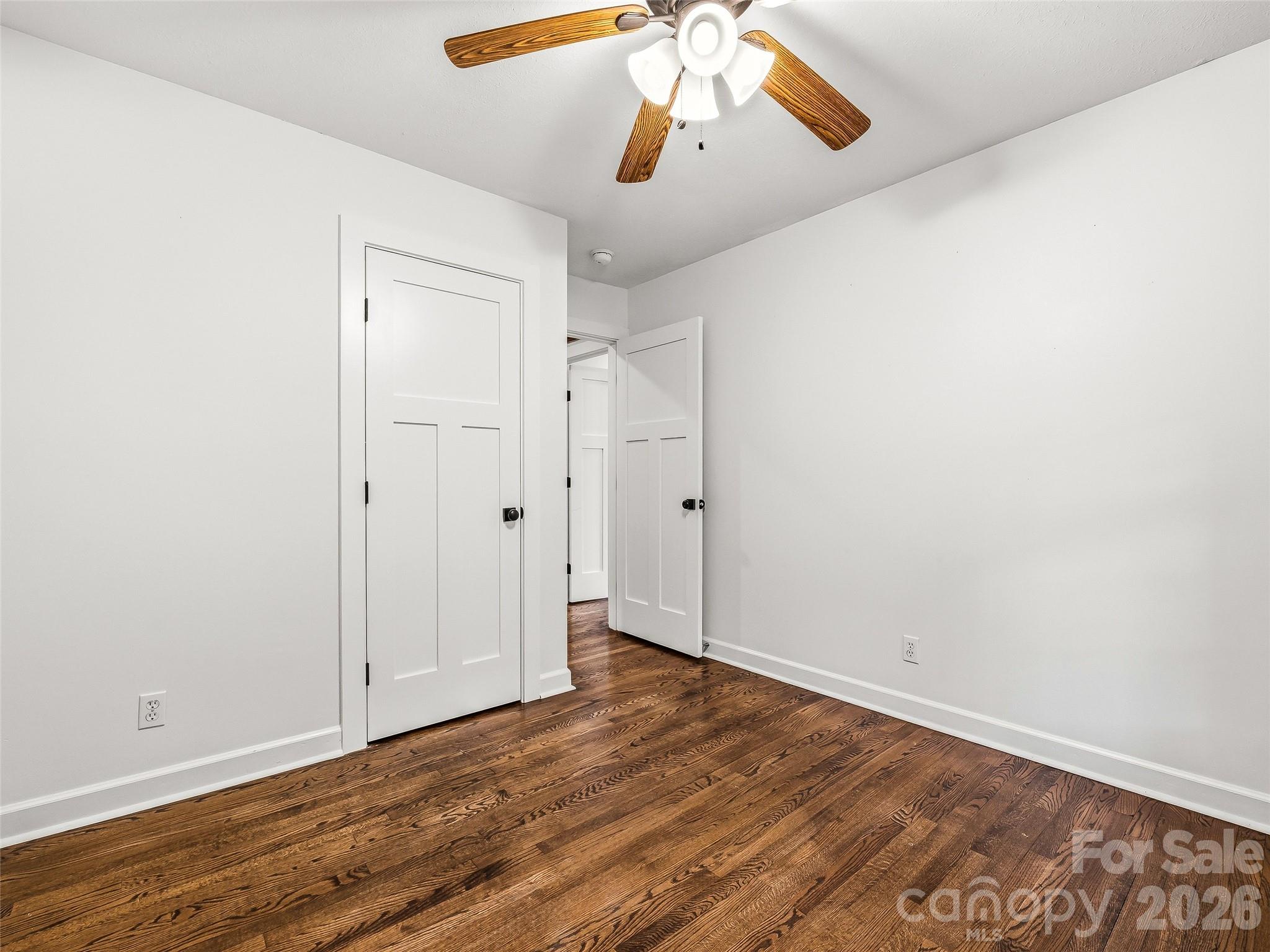 2388 Hebron Road — Hendersonville