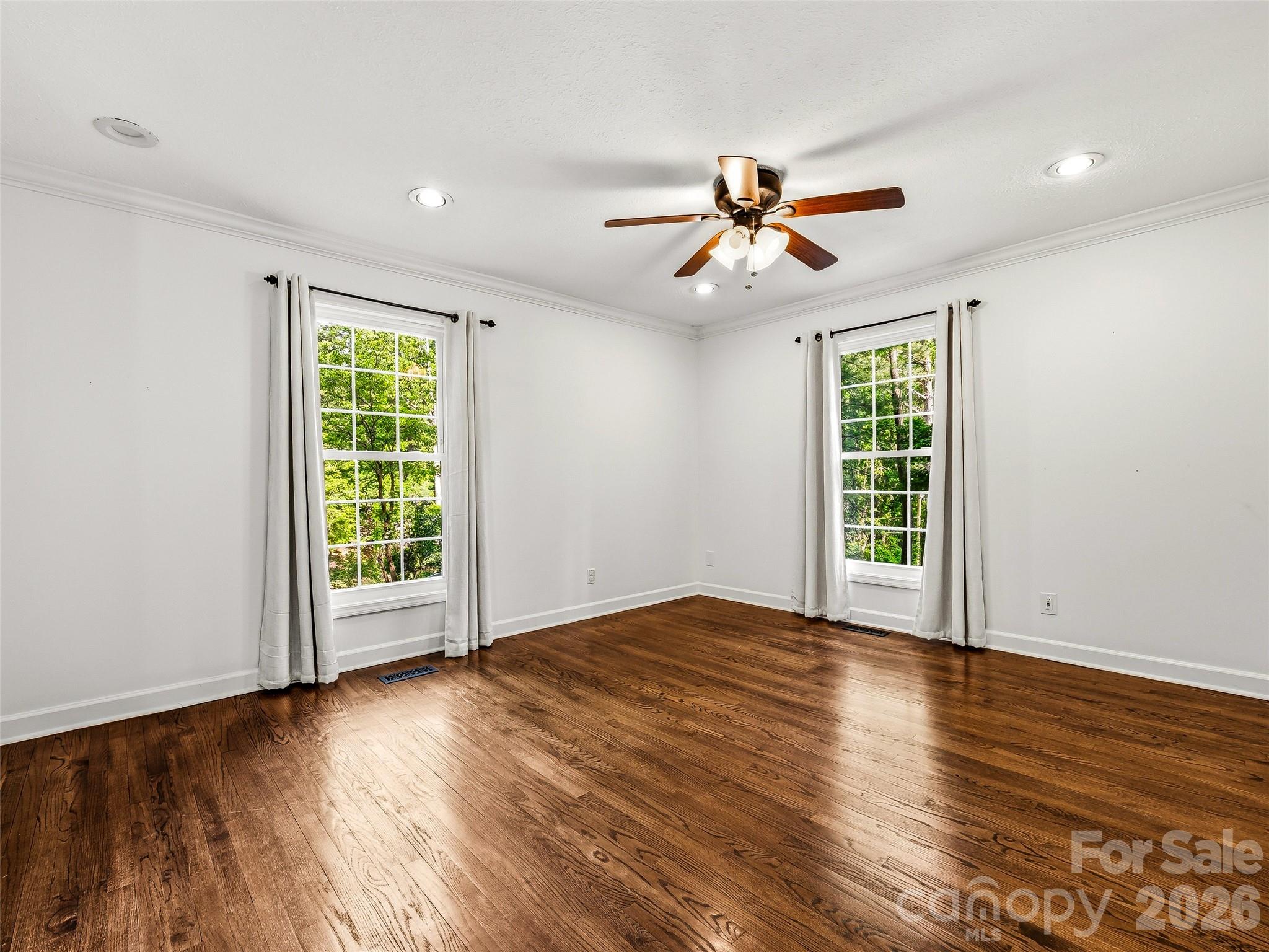 2388 Hebron Road — Hendersonville