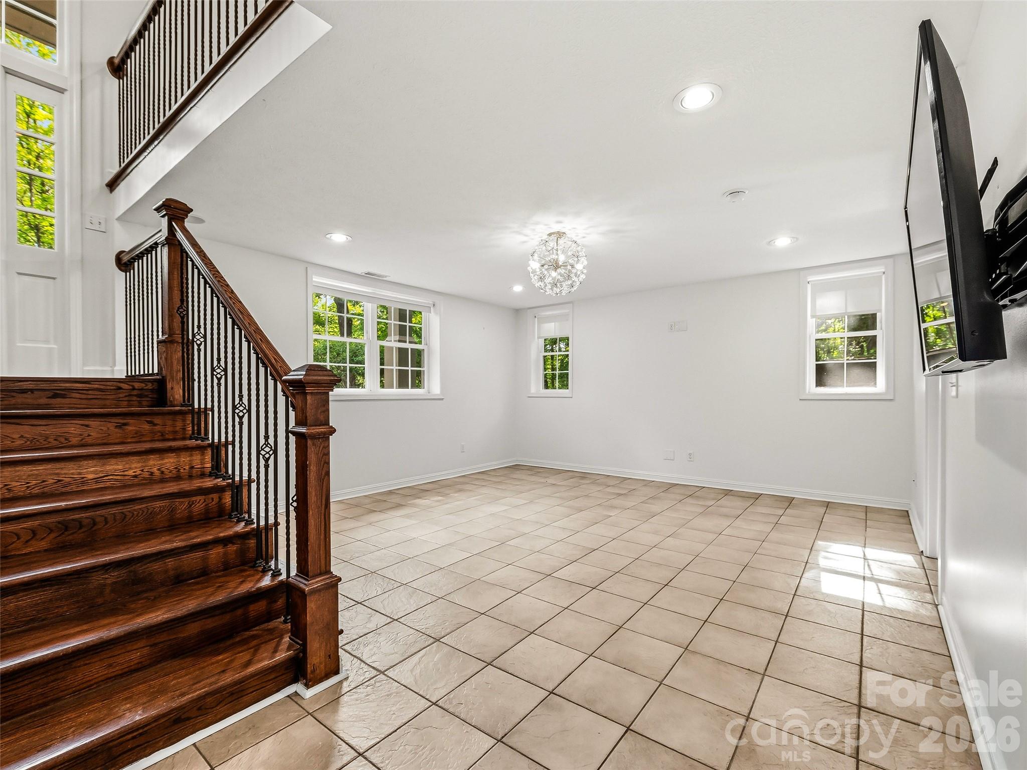 2388 Hebron Road — Hendersonville