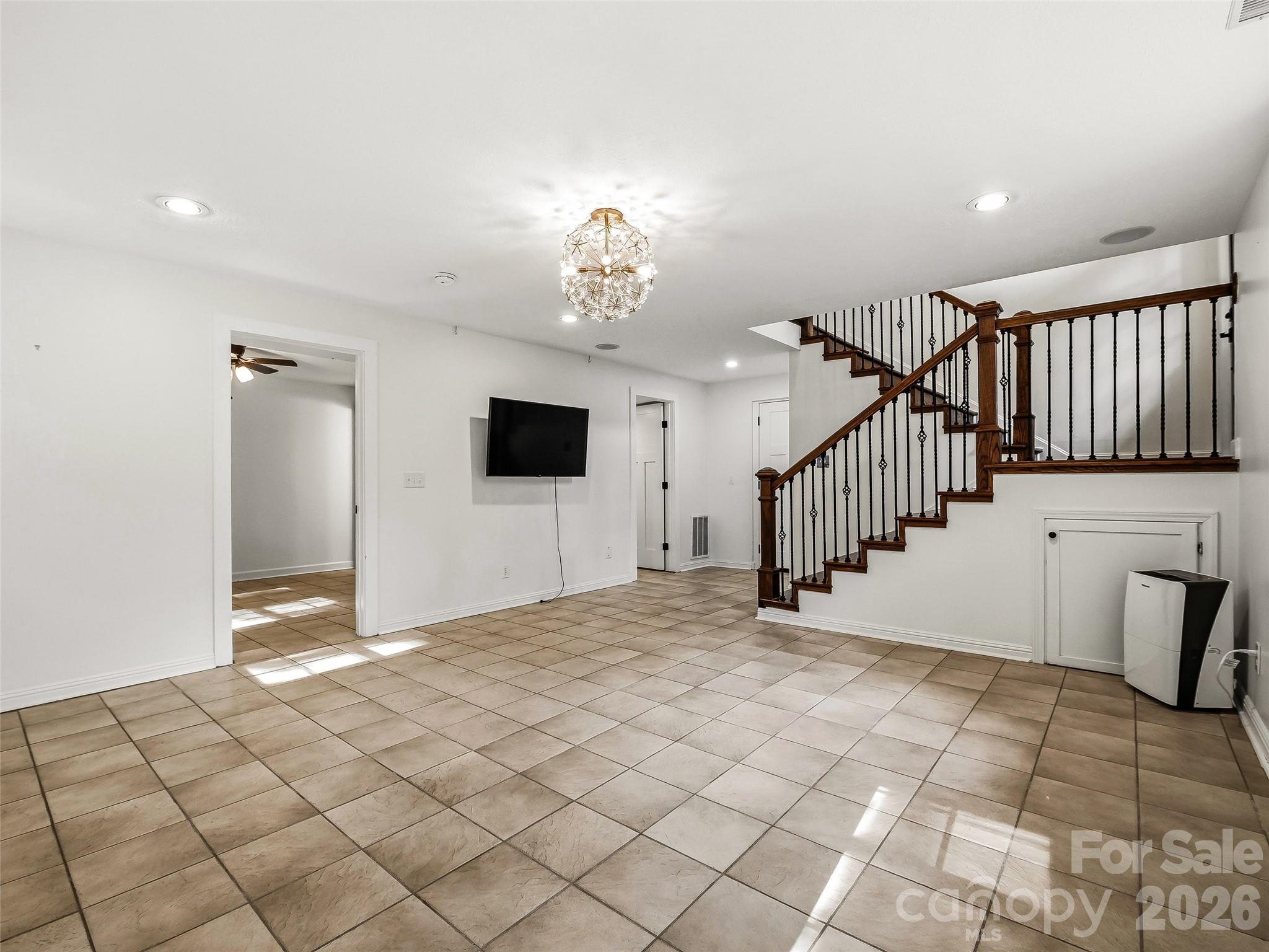 2388 Hebron Road — Hendersonville