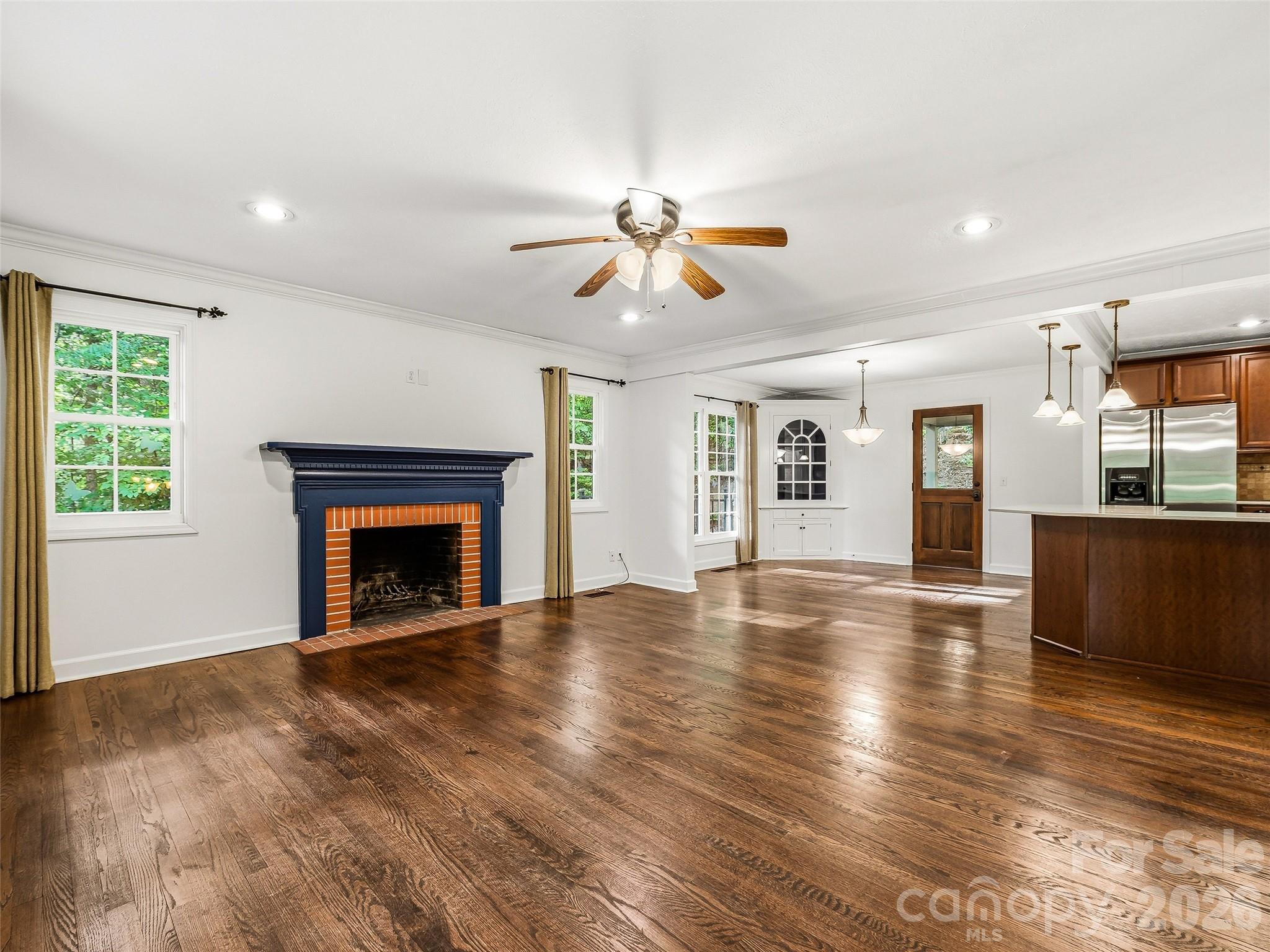 2388 Hebron Road — Hendersonville