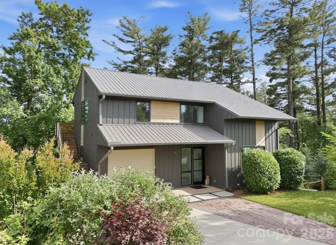 40 Malvern Walk — Asheville