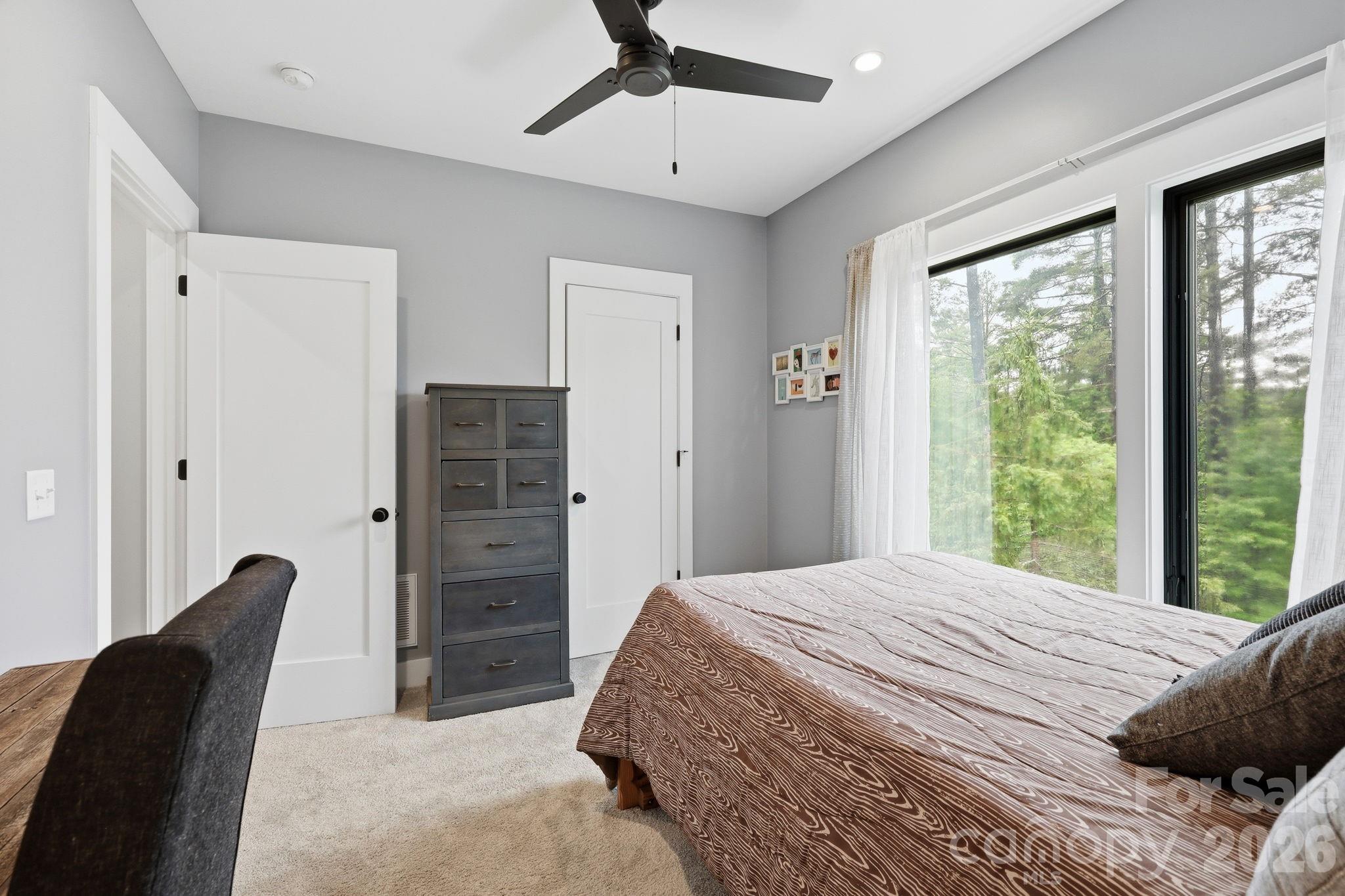 40 Malvern Walk — Asheville