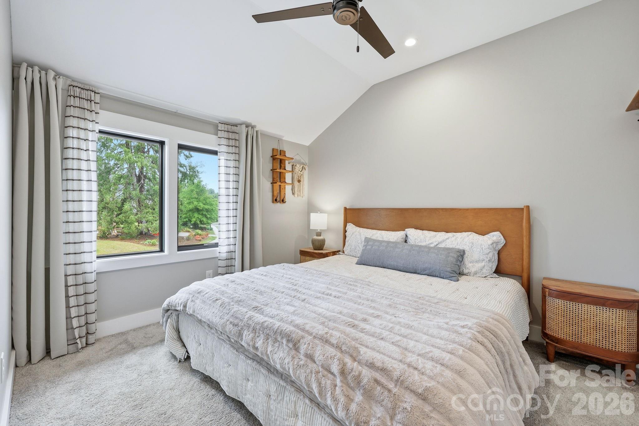 40 Malvern Walk — Asheville