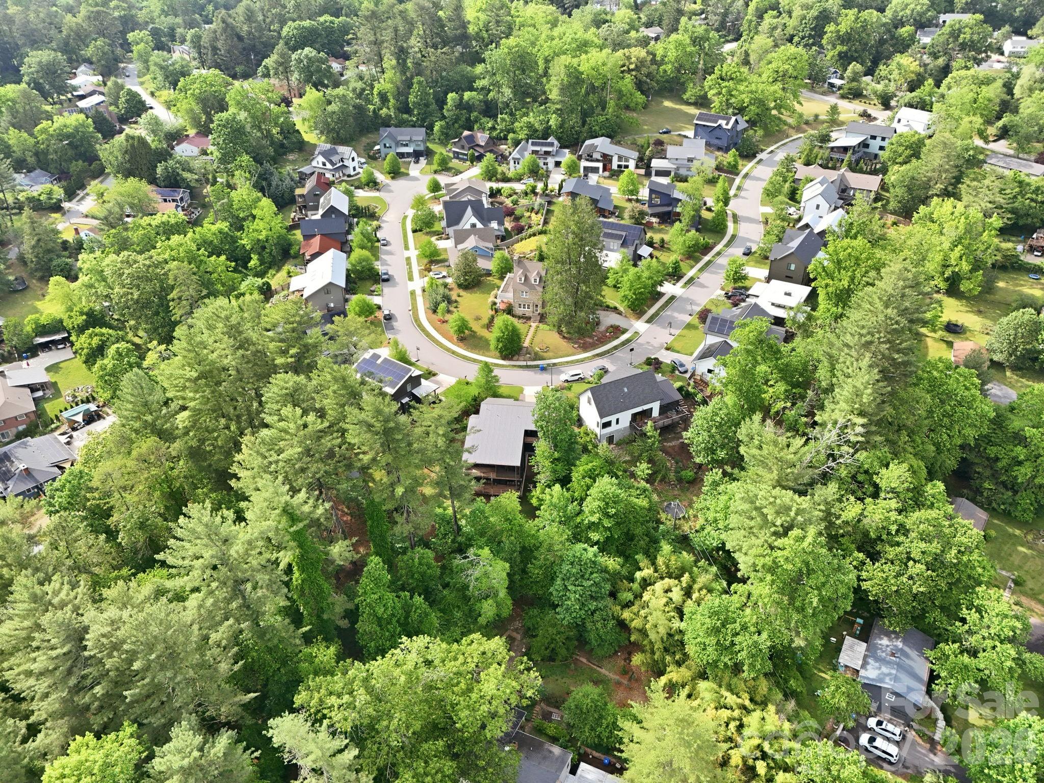 40 Malvern Walk — Asheville