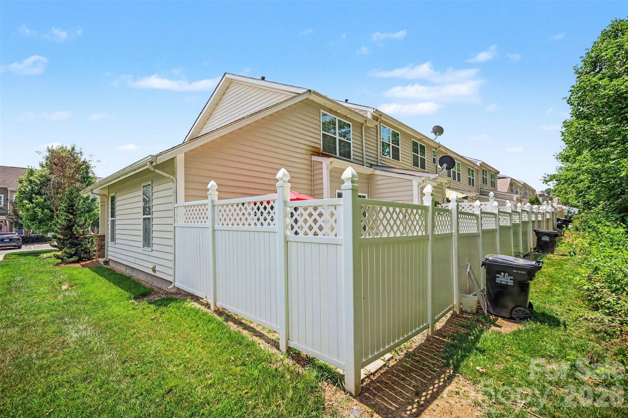 717 River Park Road — Belmont