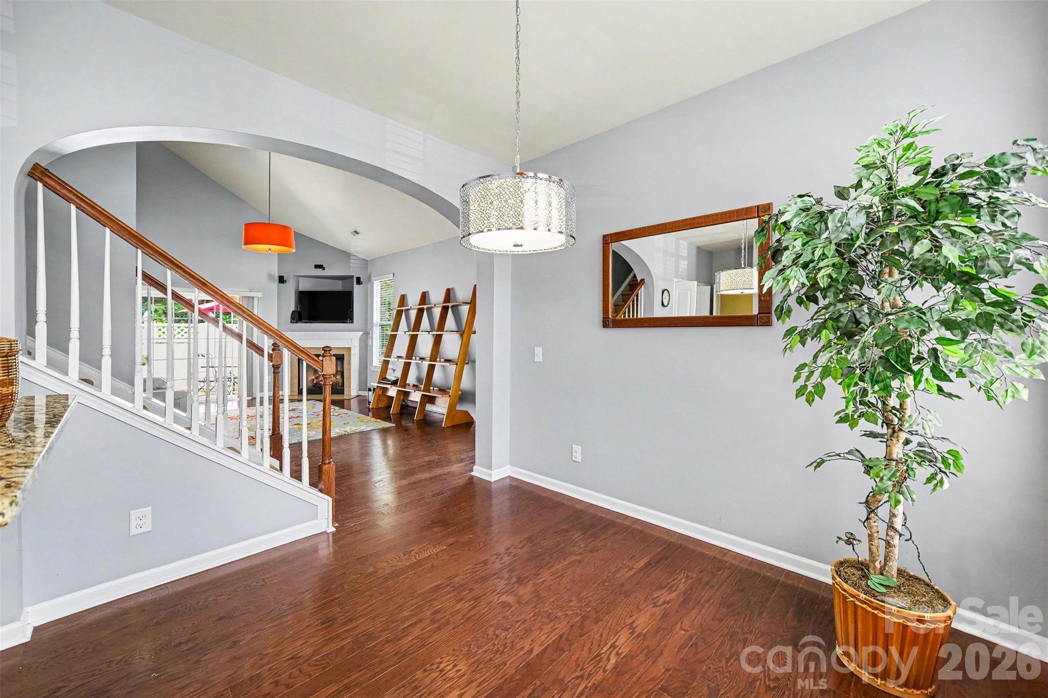 717 River Park Road — Belmont