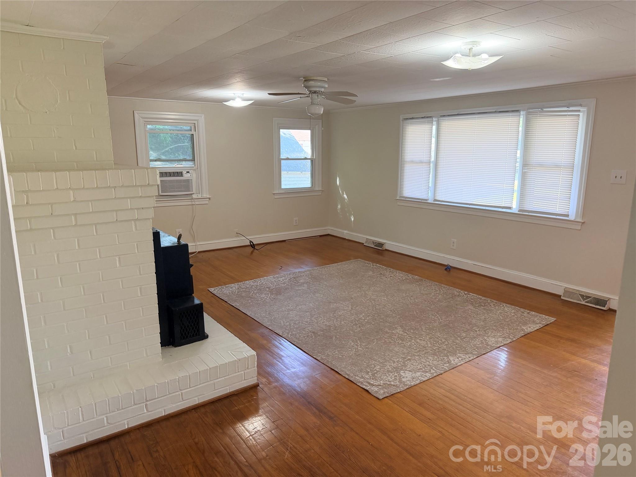 2675 Long Ferry Road — Salisbury