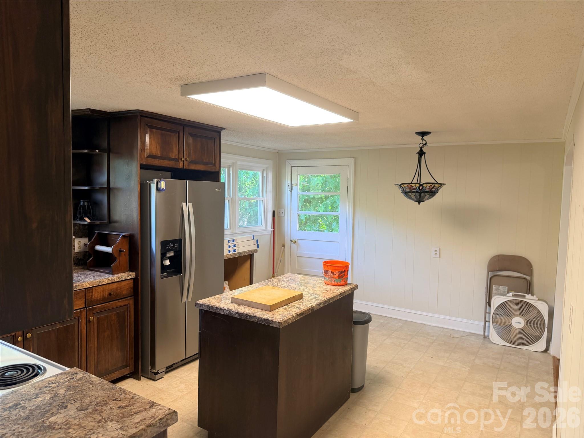 2675 Long Ferry Road — Salisbury