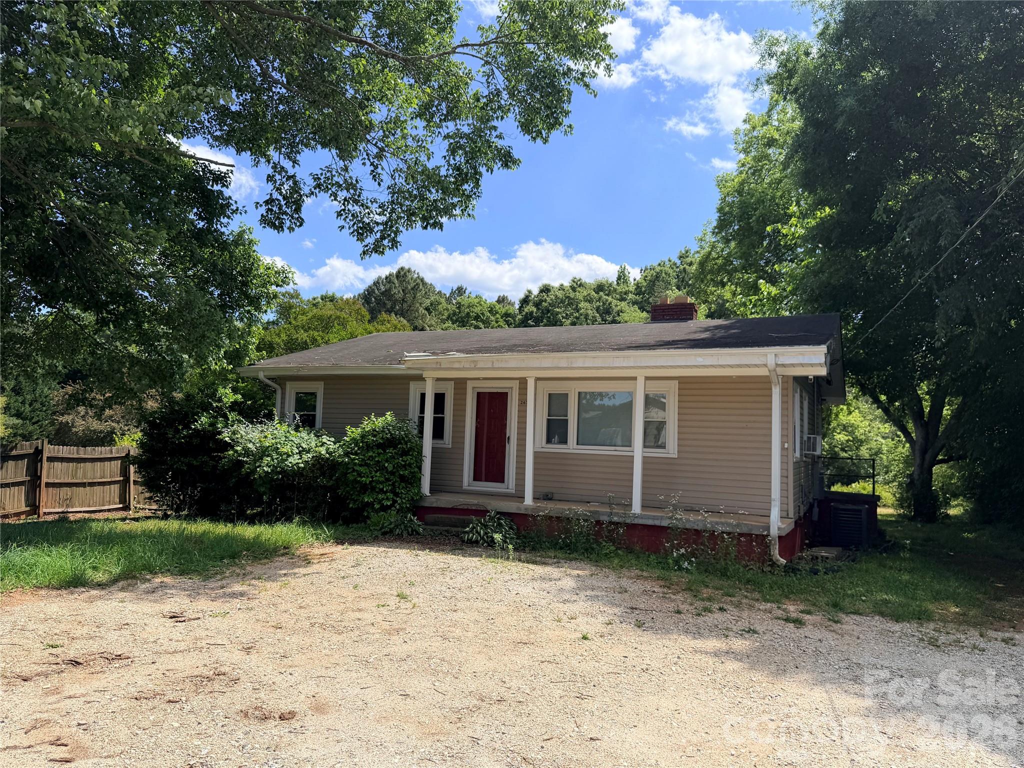 2675 Long Ferry Road — Salisbury