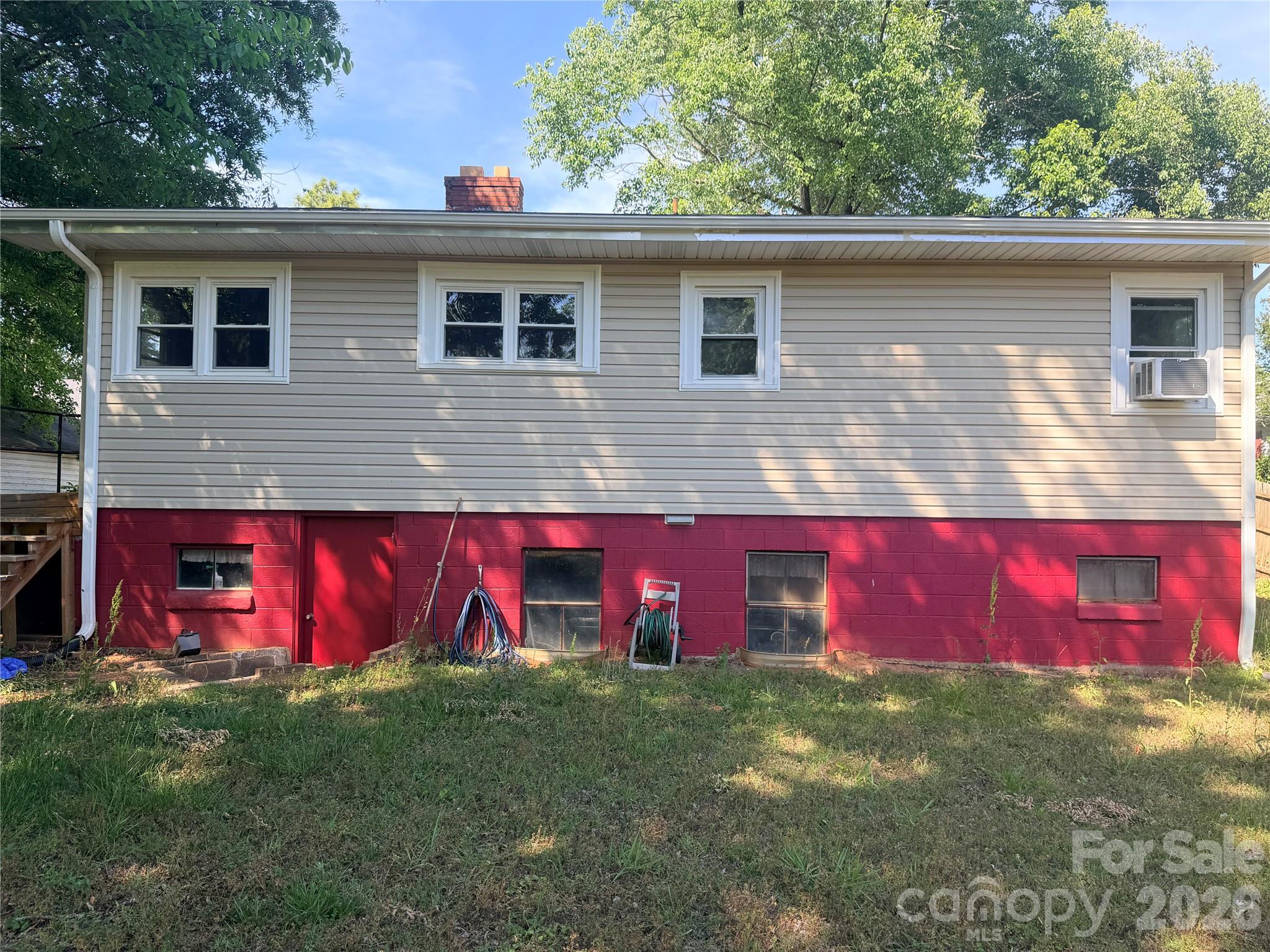 2675 Long Ferry Road — Salisbury