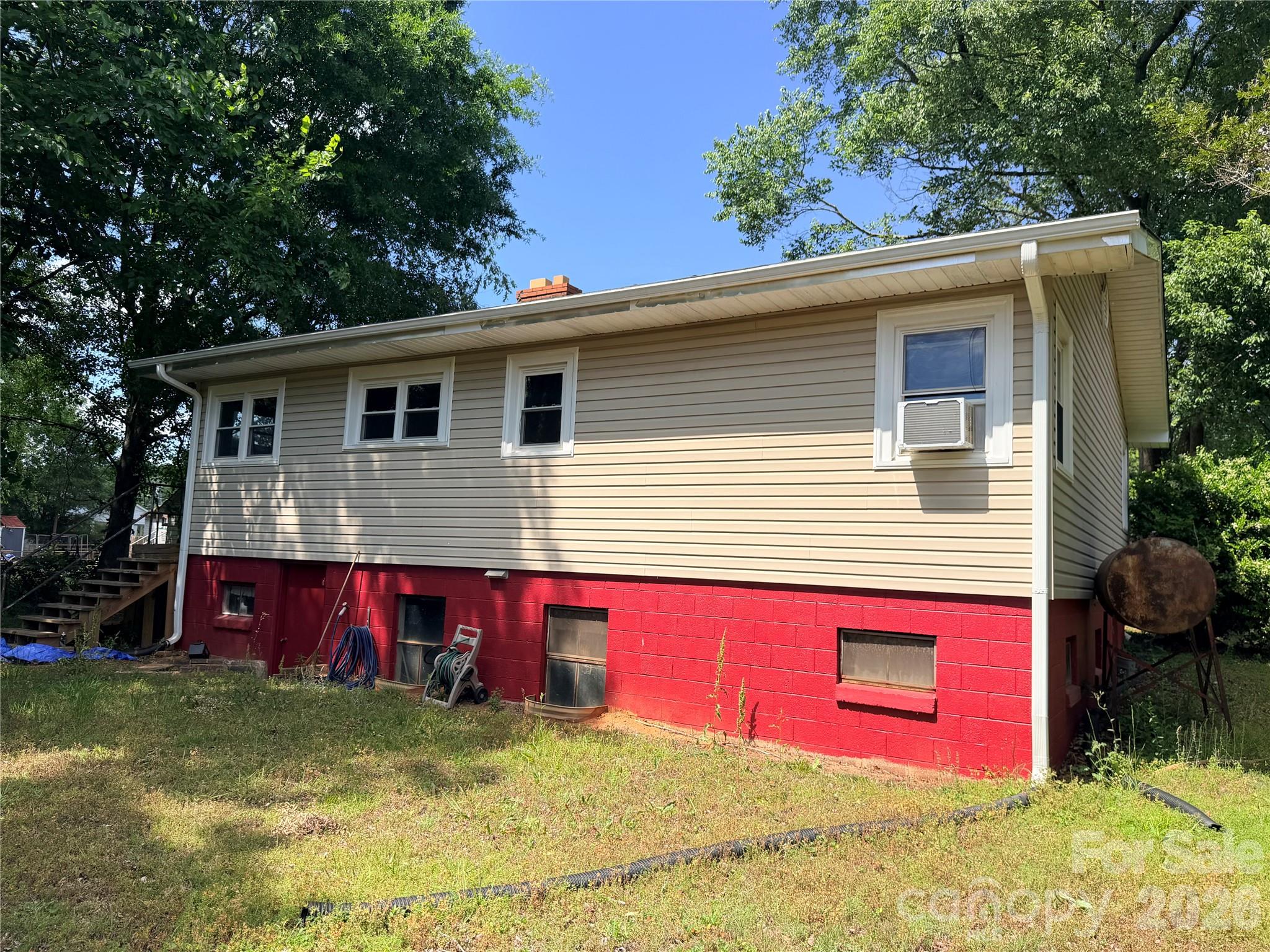2675 Long Ferry Road — Salisbury