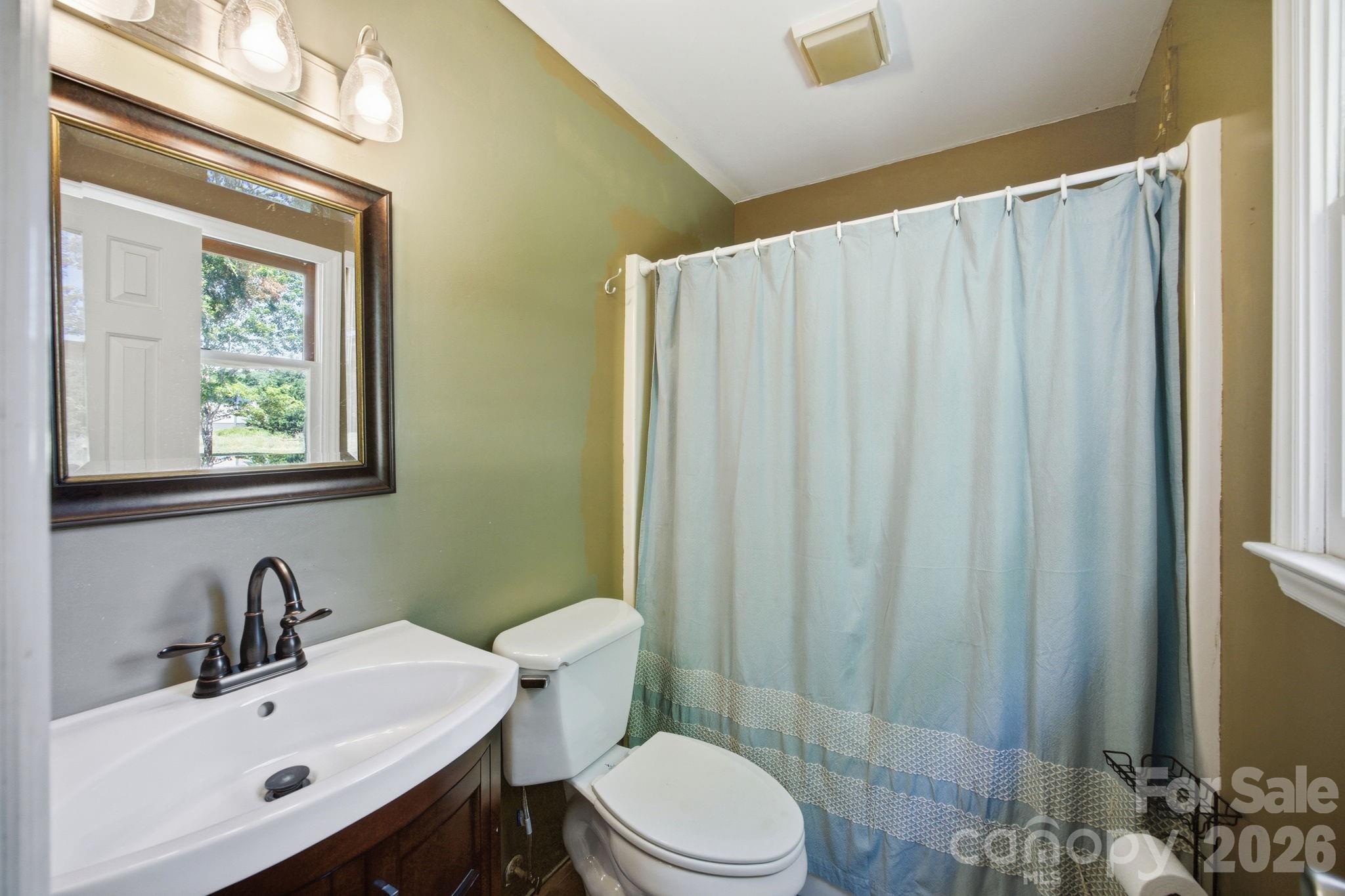 129 Salem Meadow Drive — Statesville