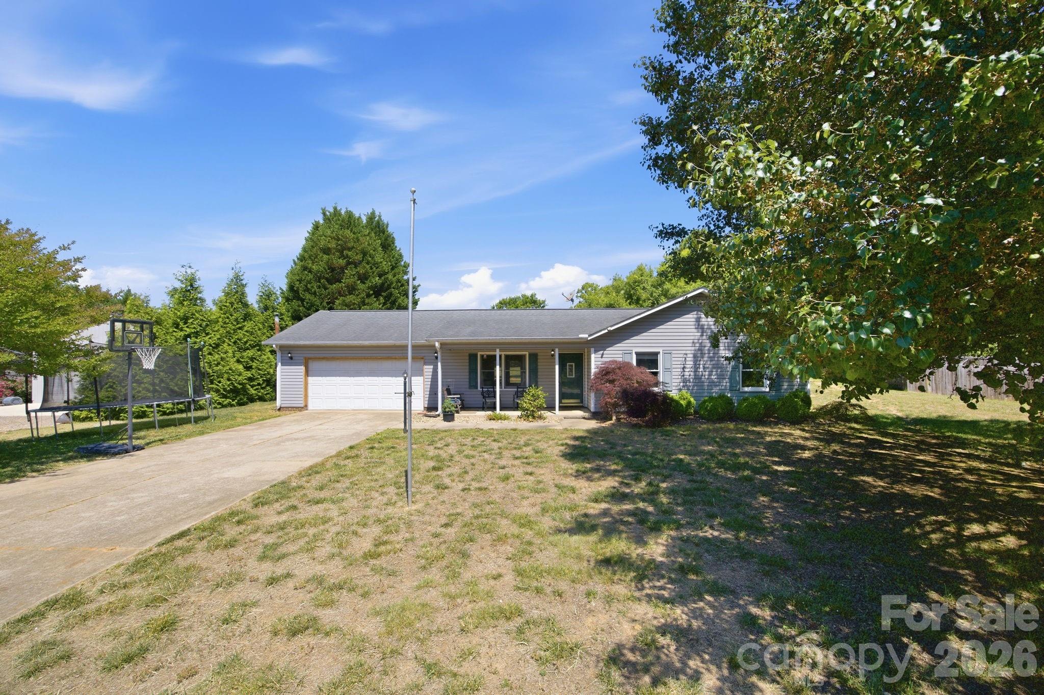 129 Salem Meadow Drive — Statesville