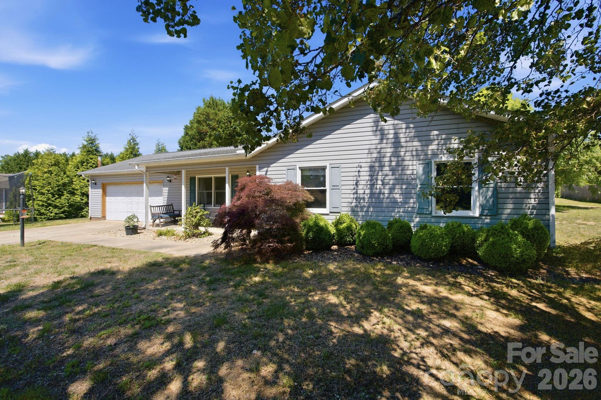 129 Salem Meadow Drive — Statesville