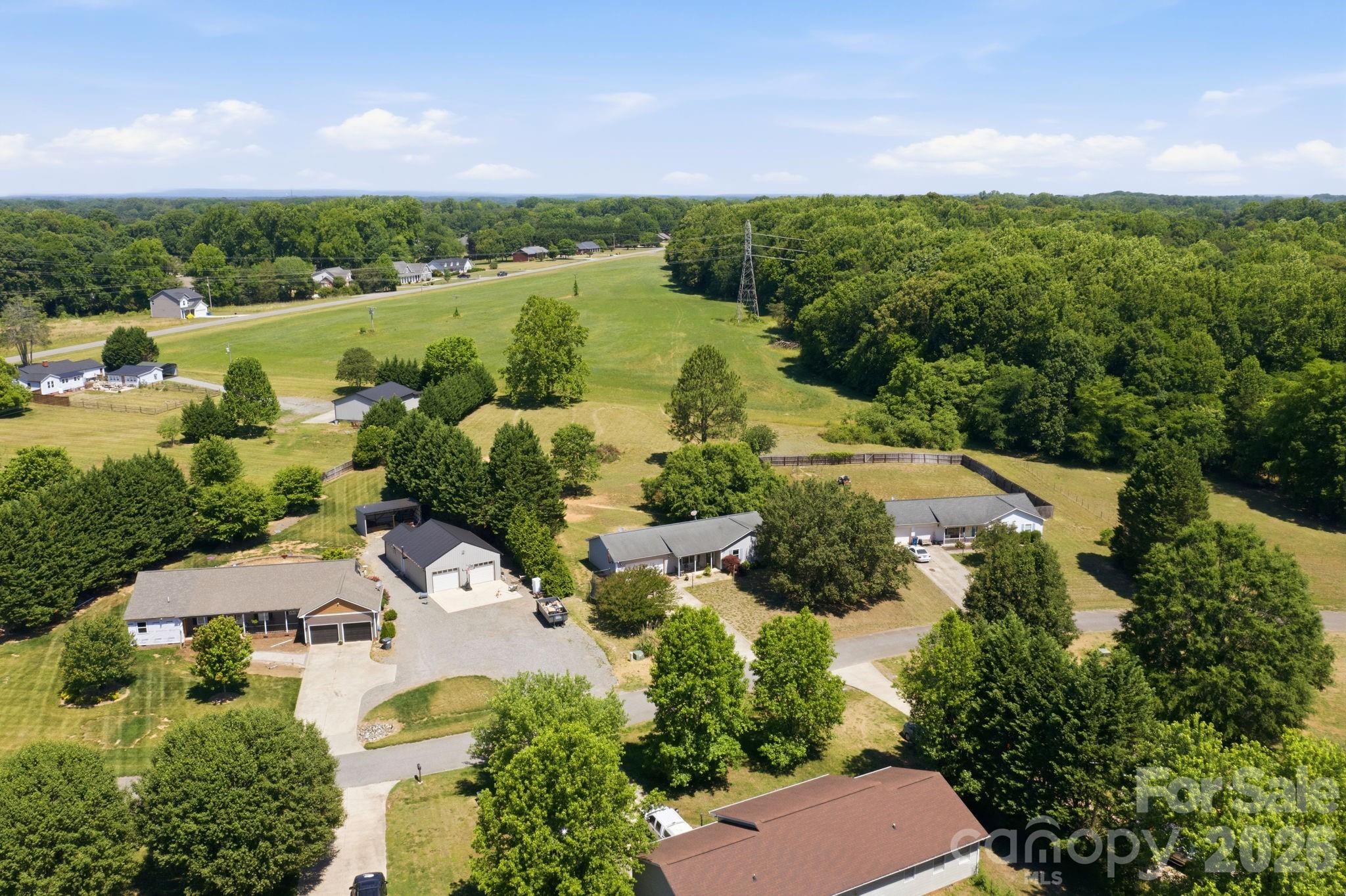 129 Salem Meadow Drive — Statesville