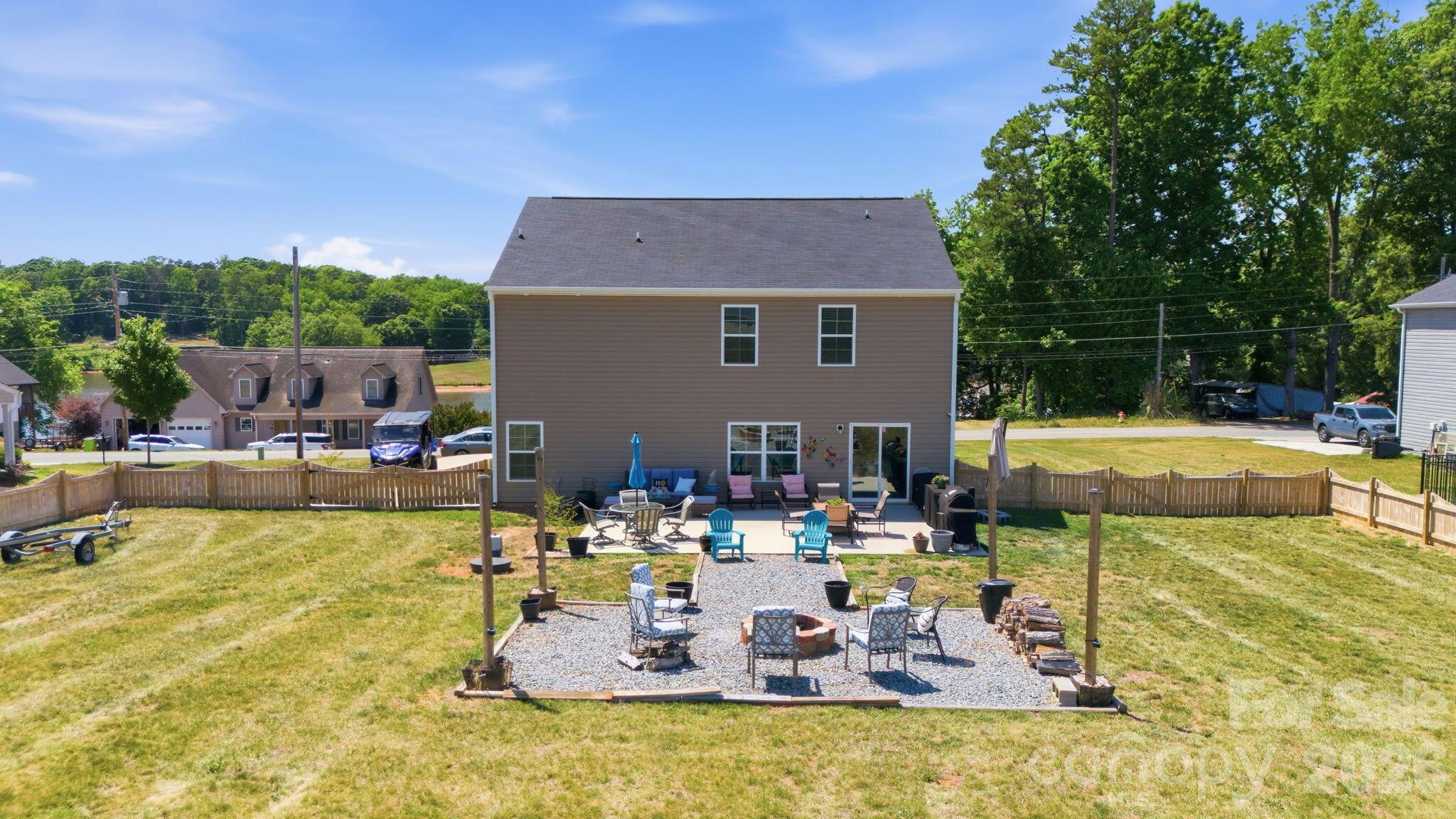 1276 Hickory Point Drive — Lexington