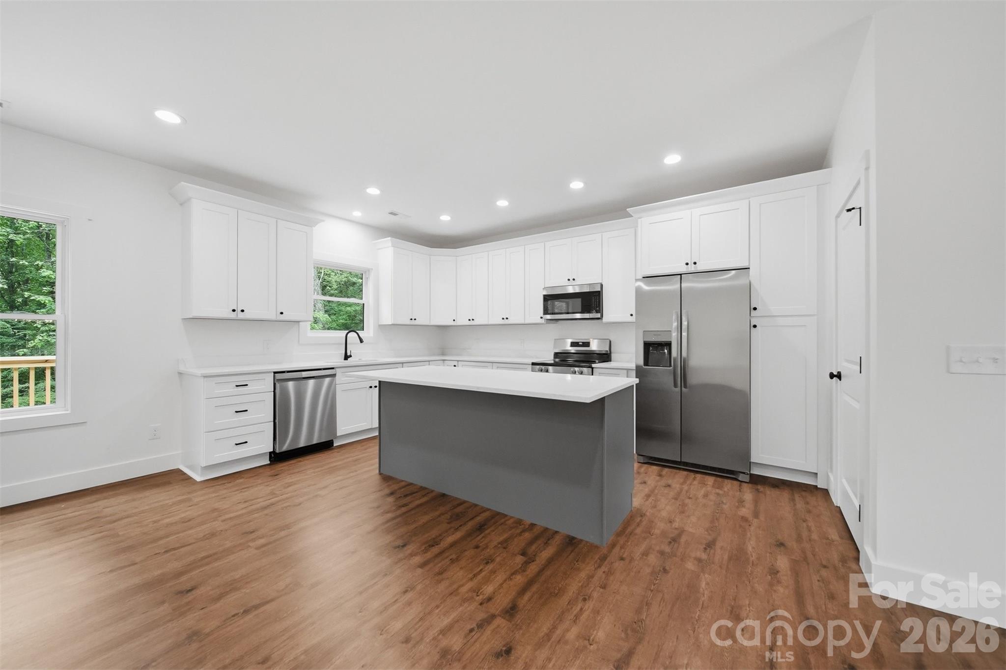 414 Scarlett Oak Court NE — Lenoir