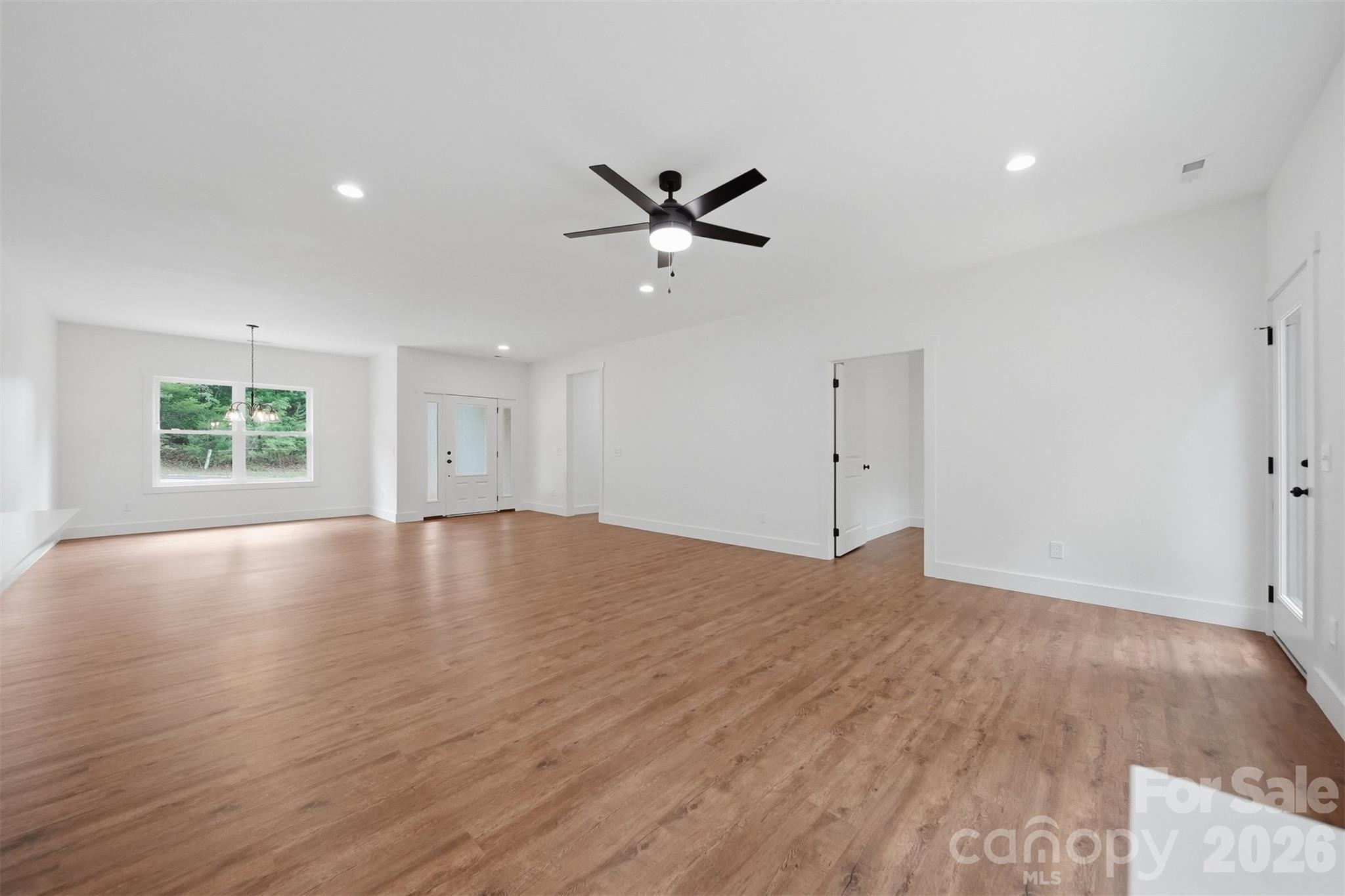 414 Scarlett Oak Court NE — Lenoir